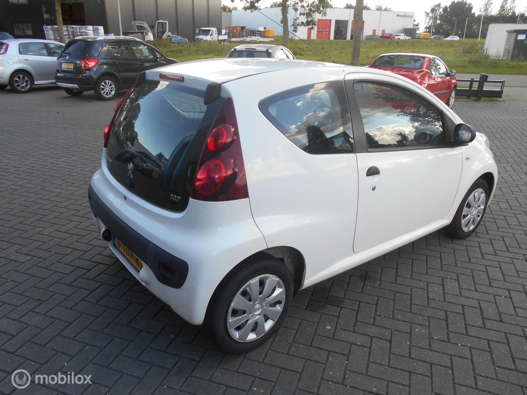 Hoofdafbeelding Peugeot 107