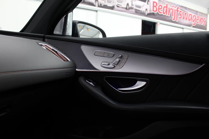 Hoofdafbeelding Mercedes-Benz EQC