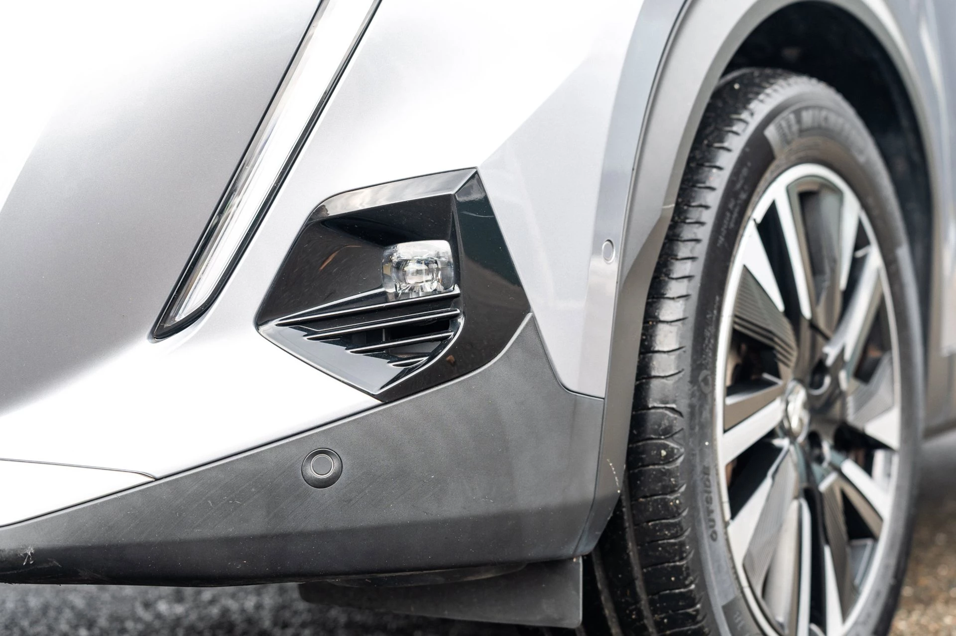 Hoofdafbeelding Peugeot e-2008