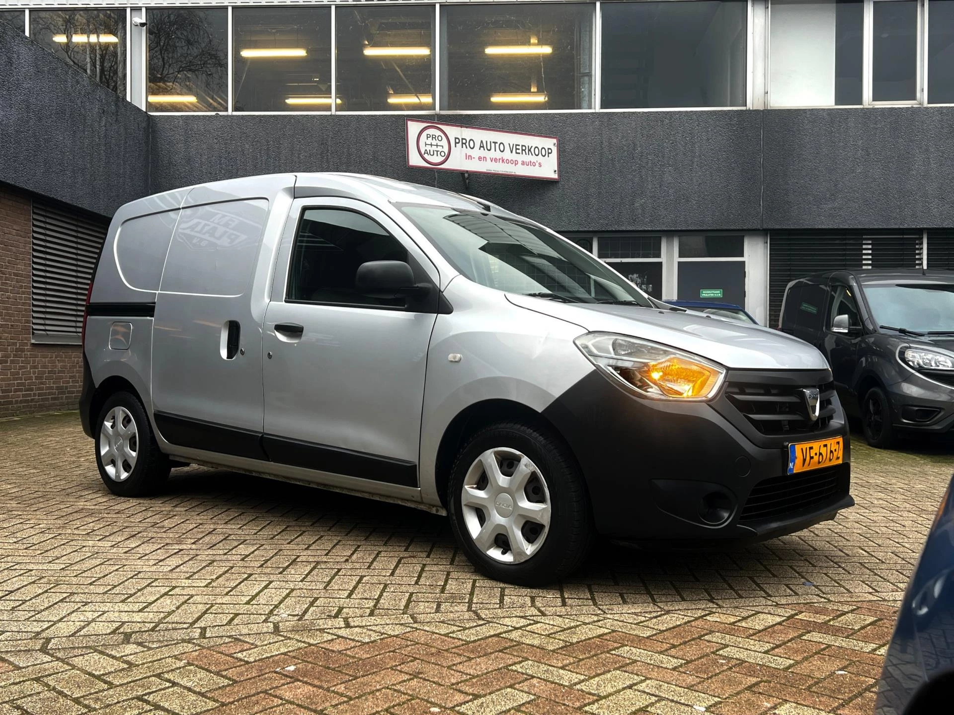 Hoofdafbeelding Dacia Dokker