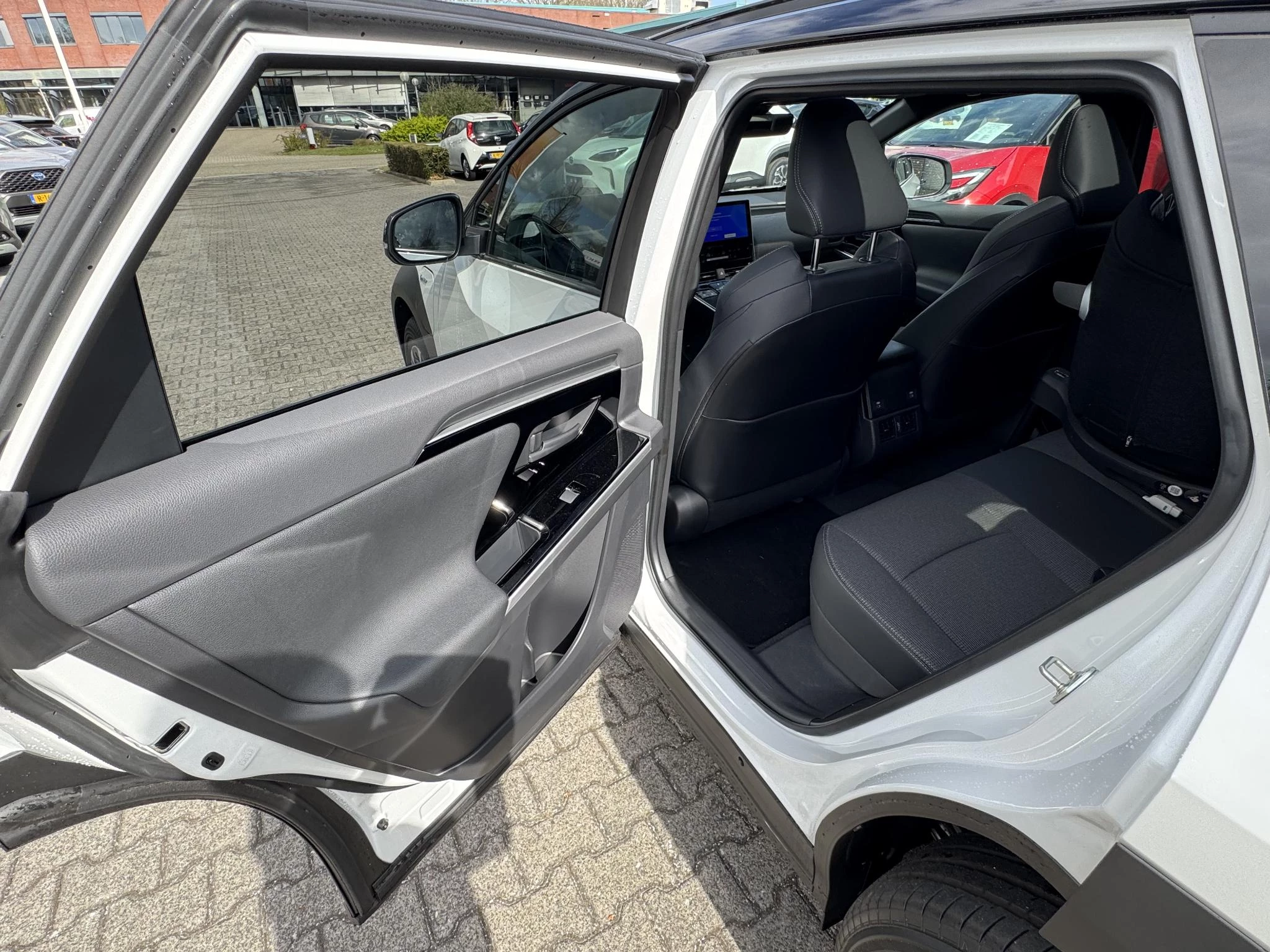 Hoofdafbeelding Toyota bZ4X