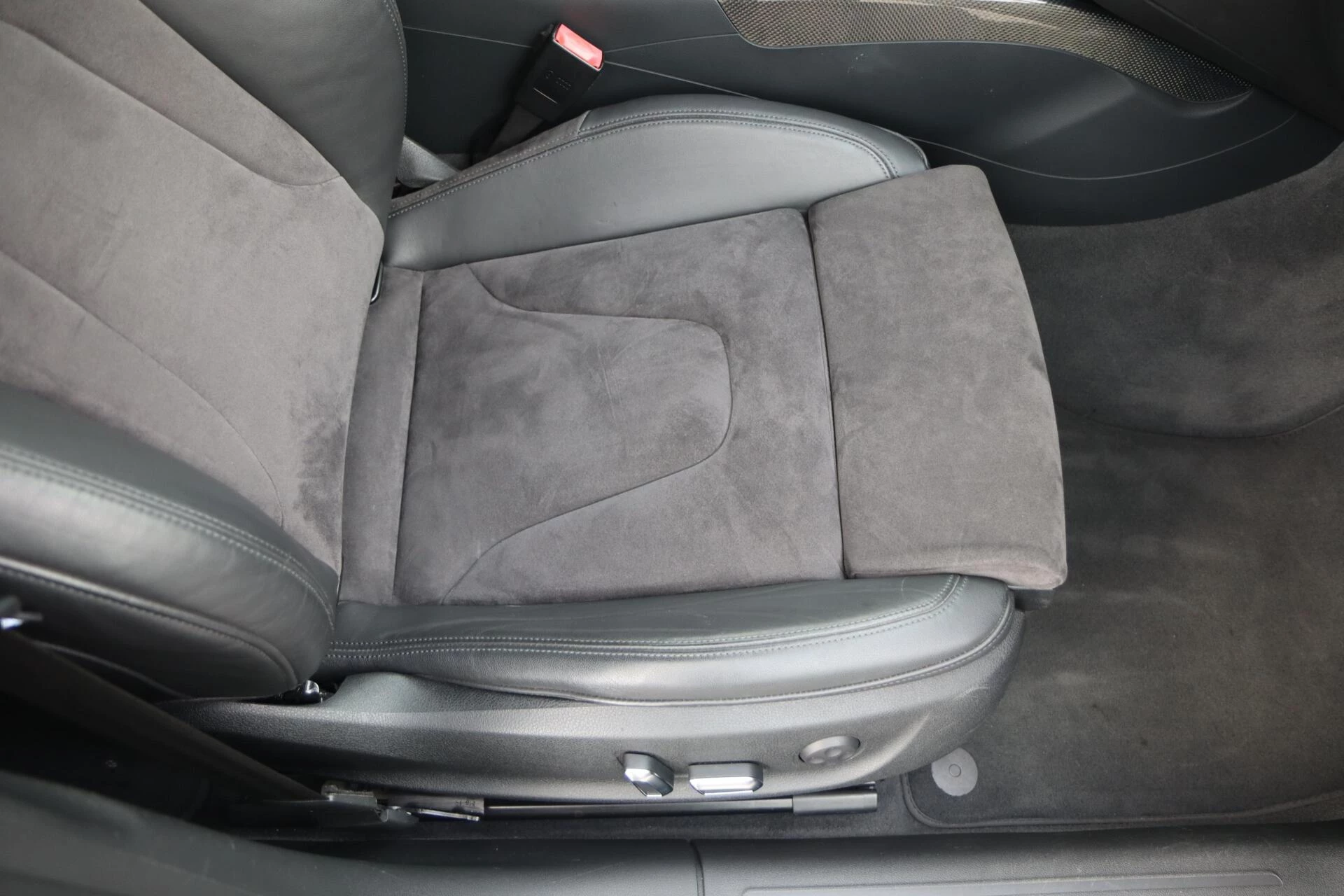 Hoofdafbeelding Audi S5