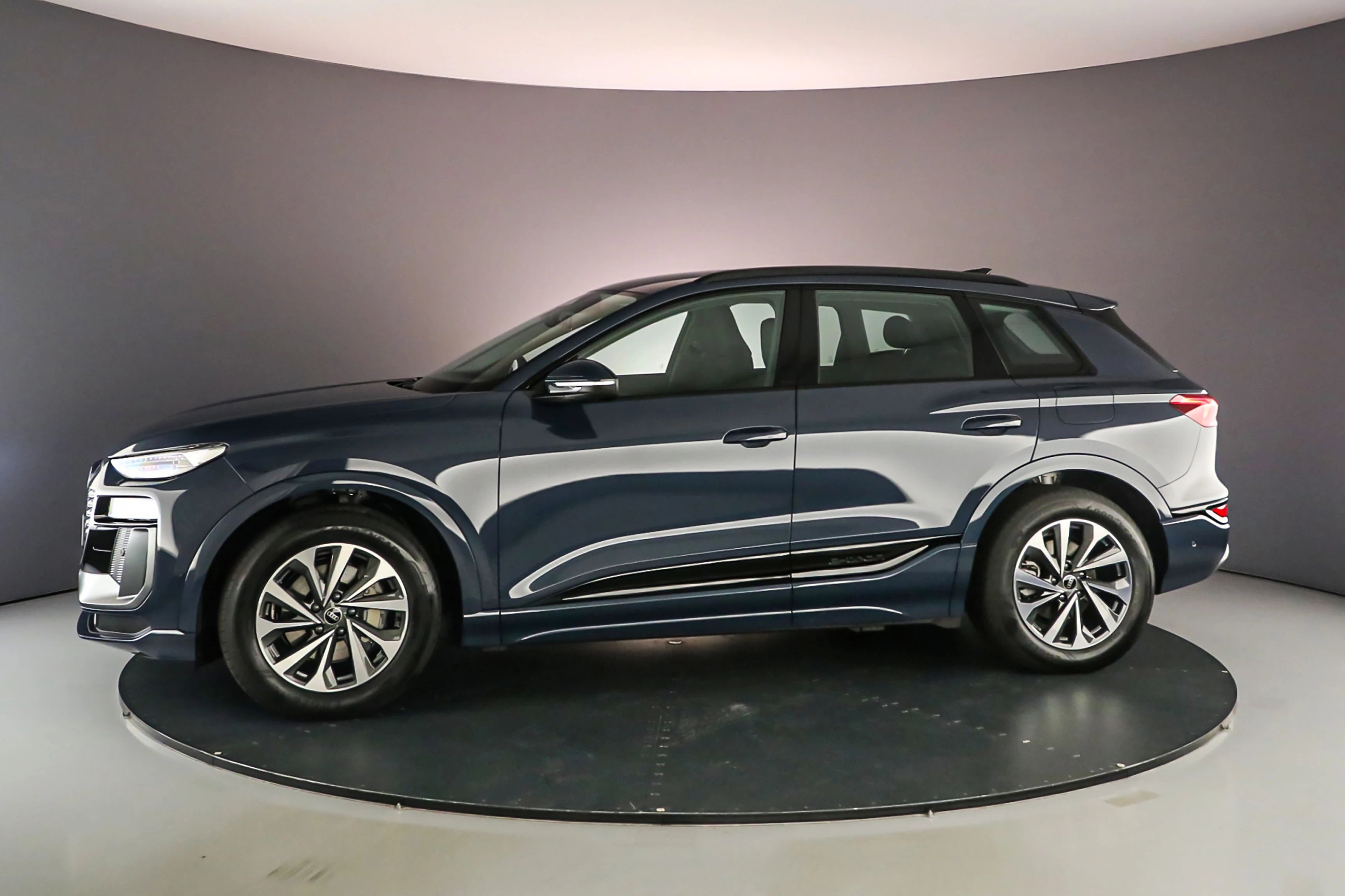 Hoofdafbeelding Audi Q6 e-tron