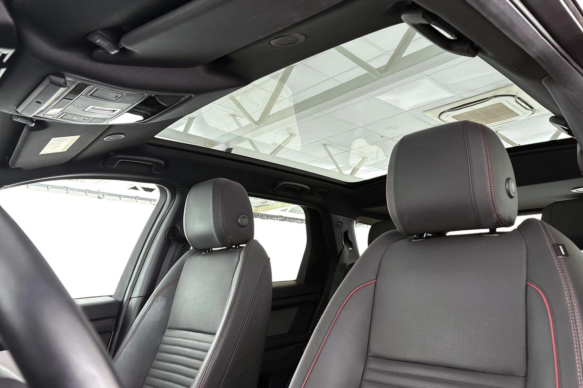 Hoofdafbeelding Land Rover Discovery Sport