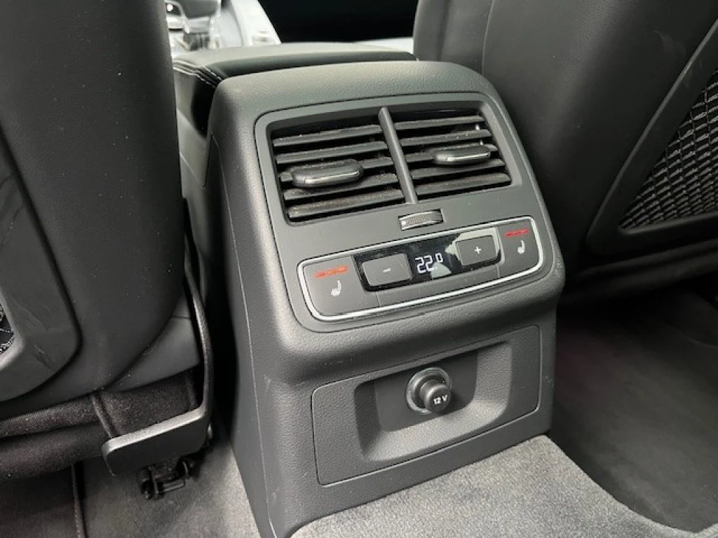 Hoofdafbeelding Audi S4