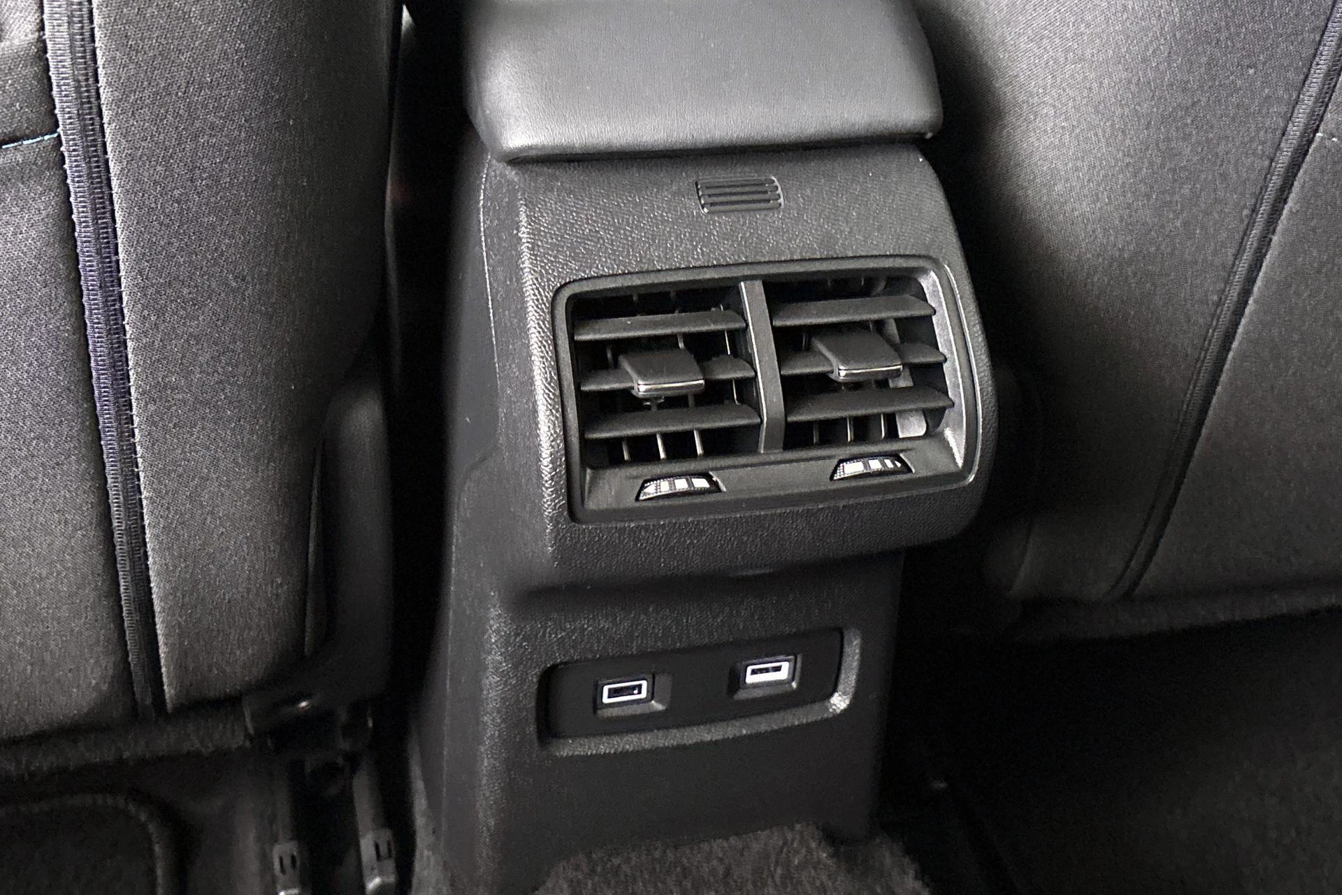 Hoofdafbeelding Citroën ë-C4