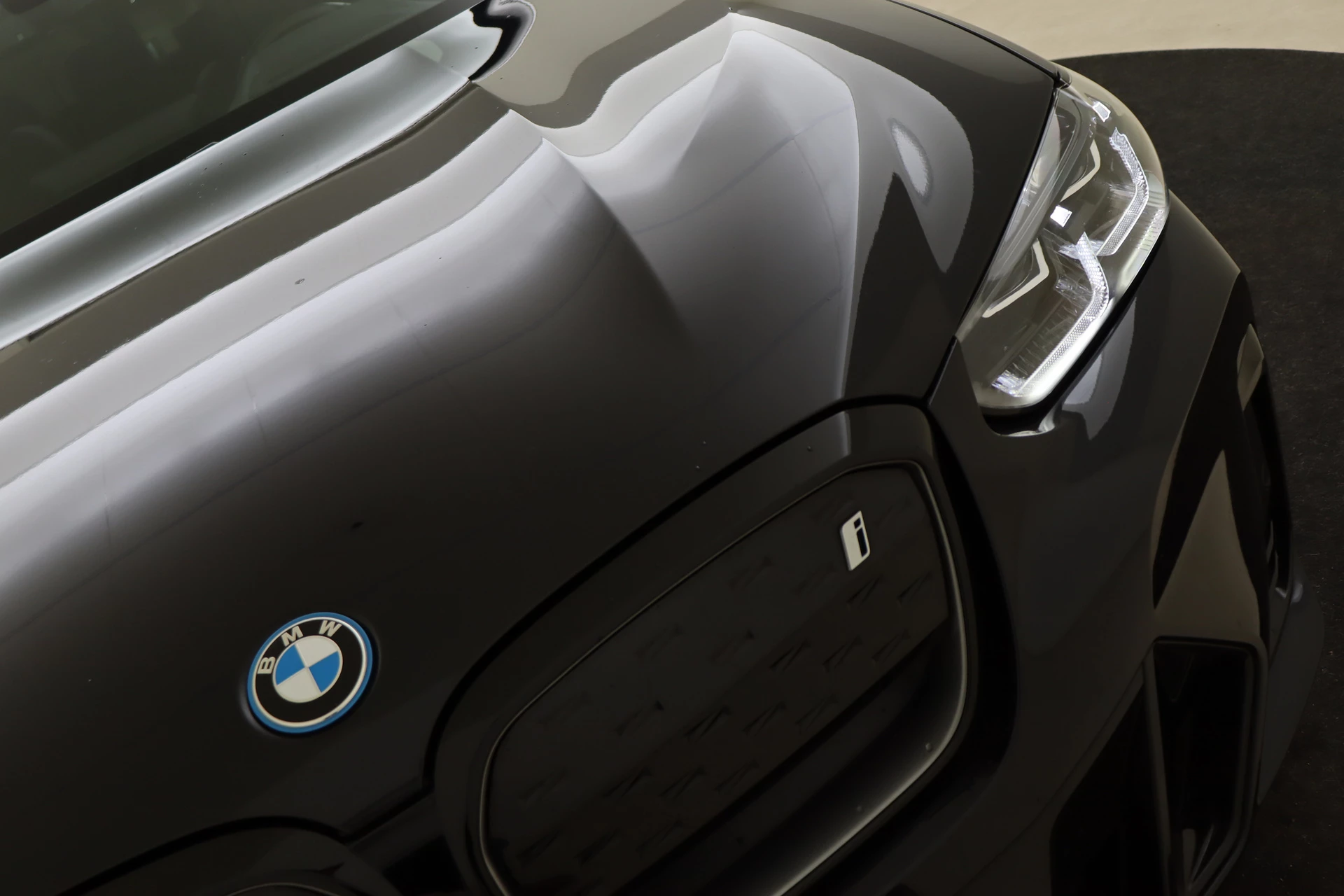 Hoofdafbeelding BMW iX3