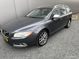 Volvo V70 2.0T R-Edition