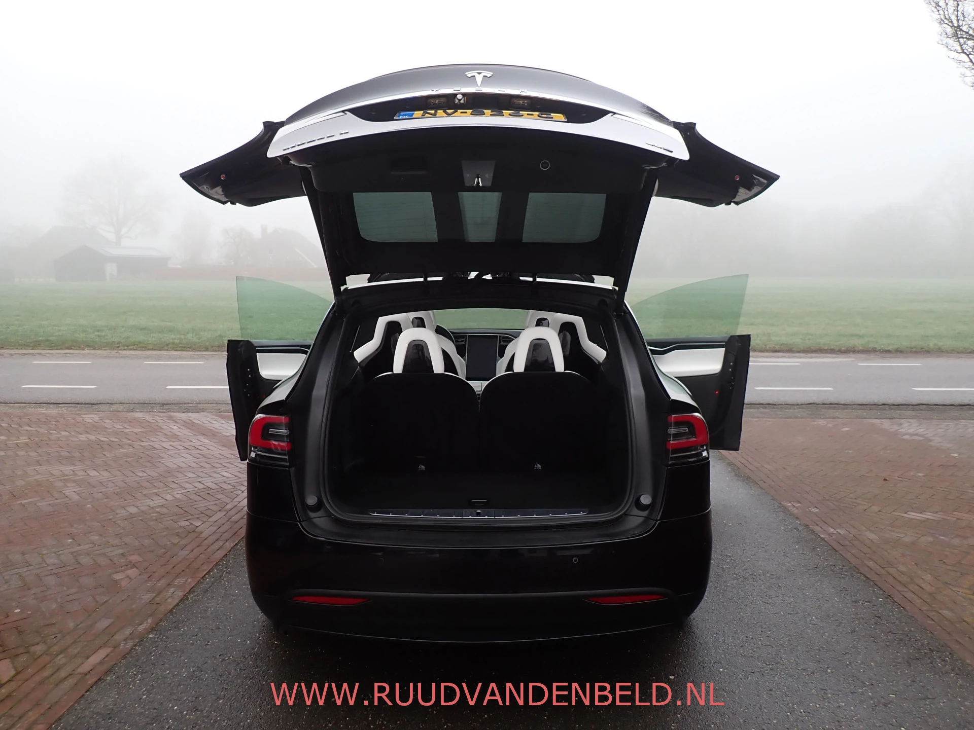 Hoofdafbeelding Tesla Model X