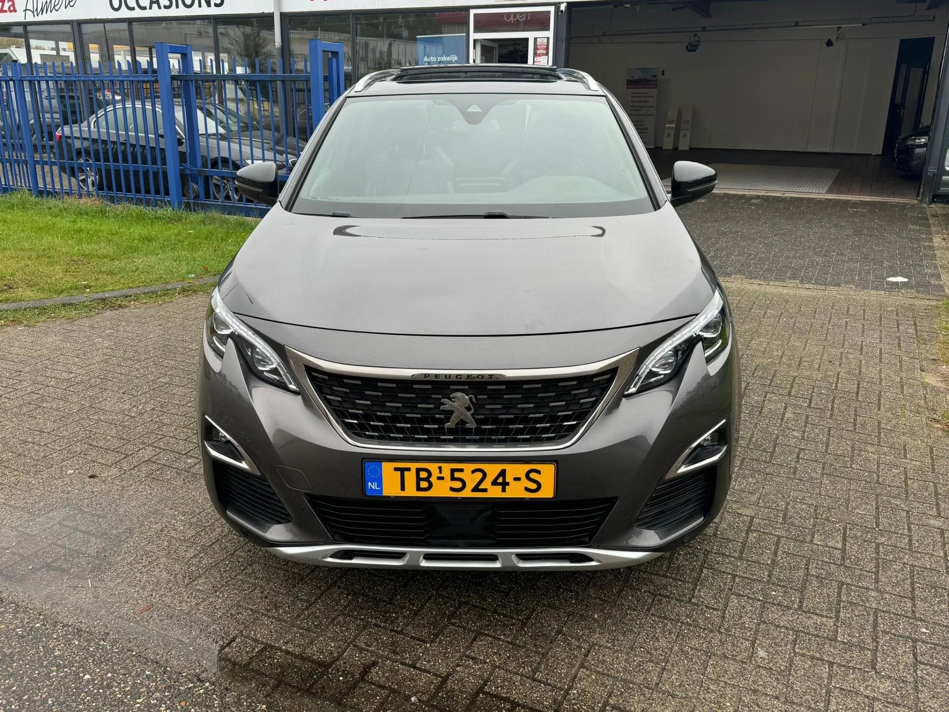 Hoofdafbeelding Peugeot 5008