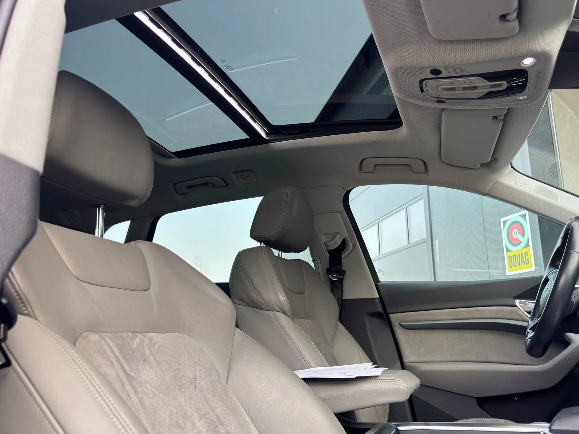 Hoofdafbeelding Audi e-tron