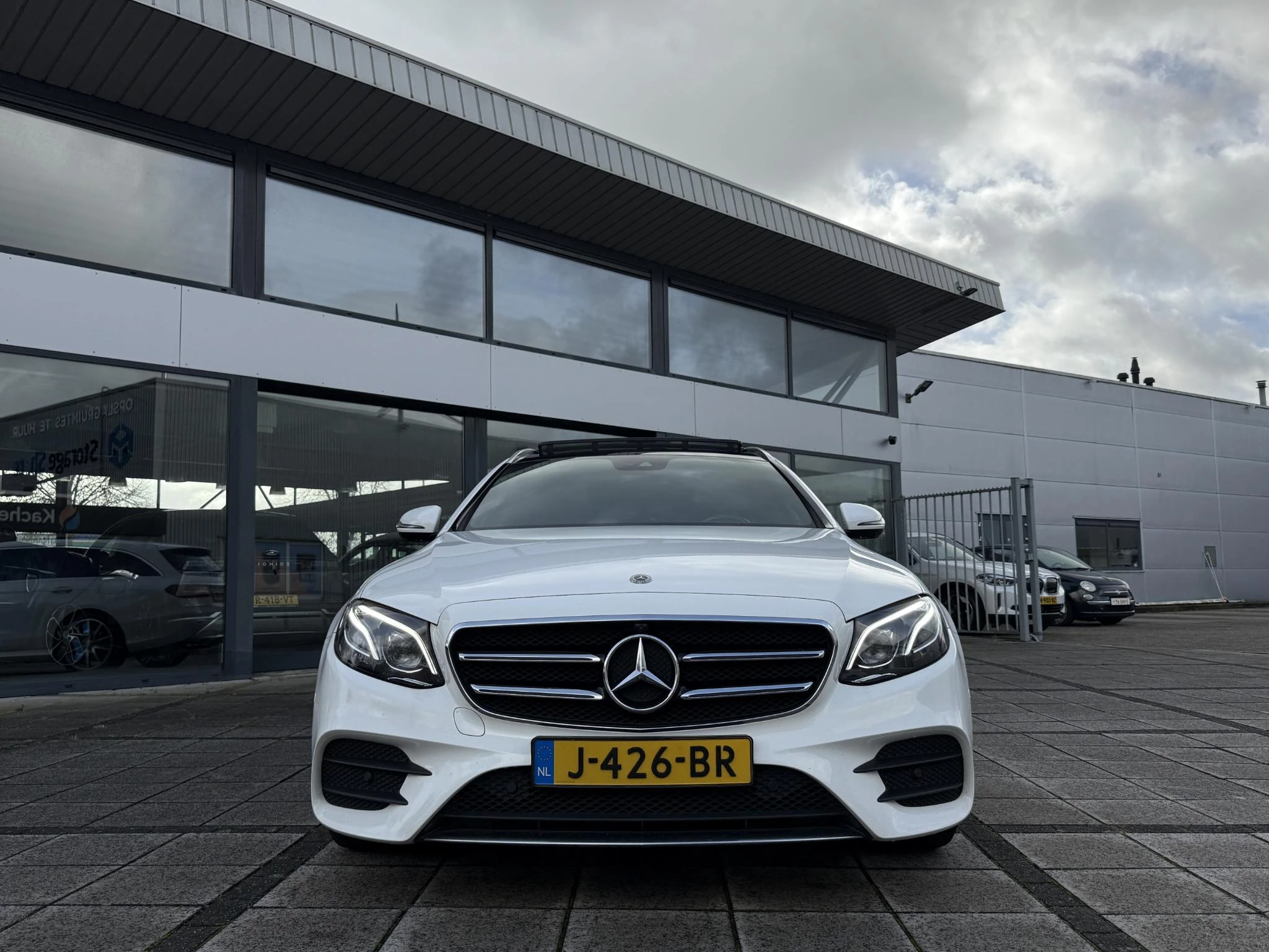 Hoofdafbeelding Mercedes-Benz E-Klasse