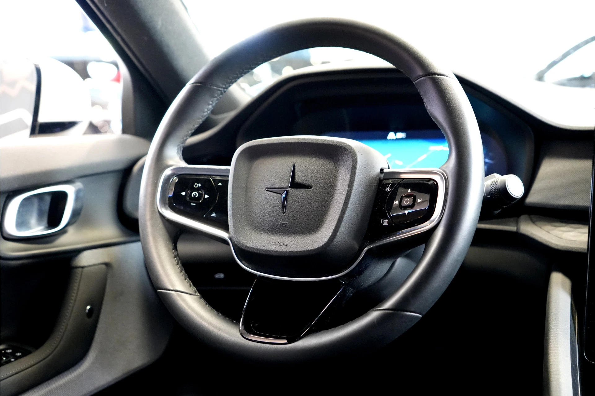 Hoofdafbeelding Polestar 2