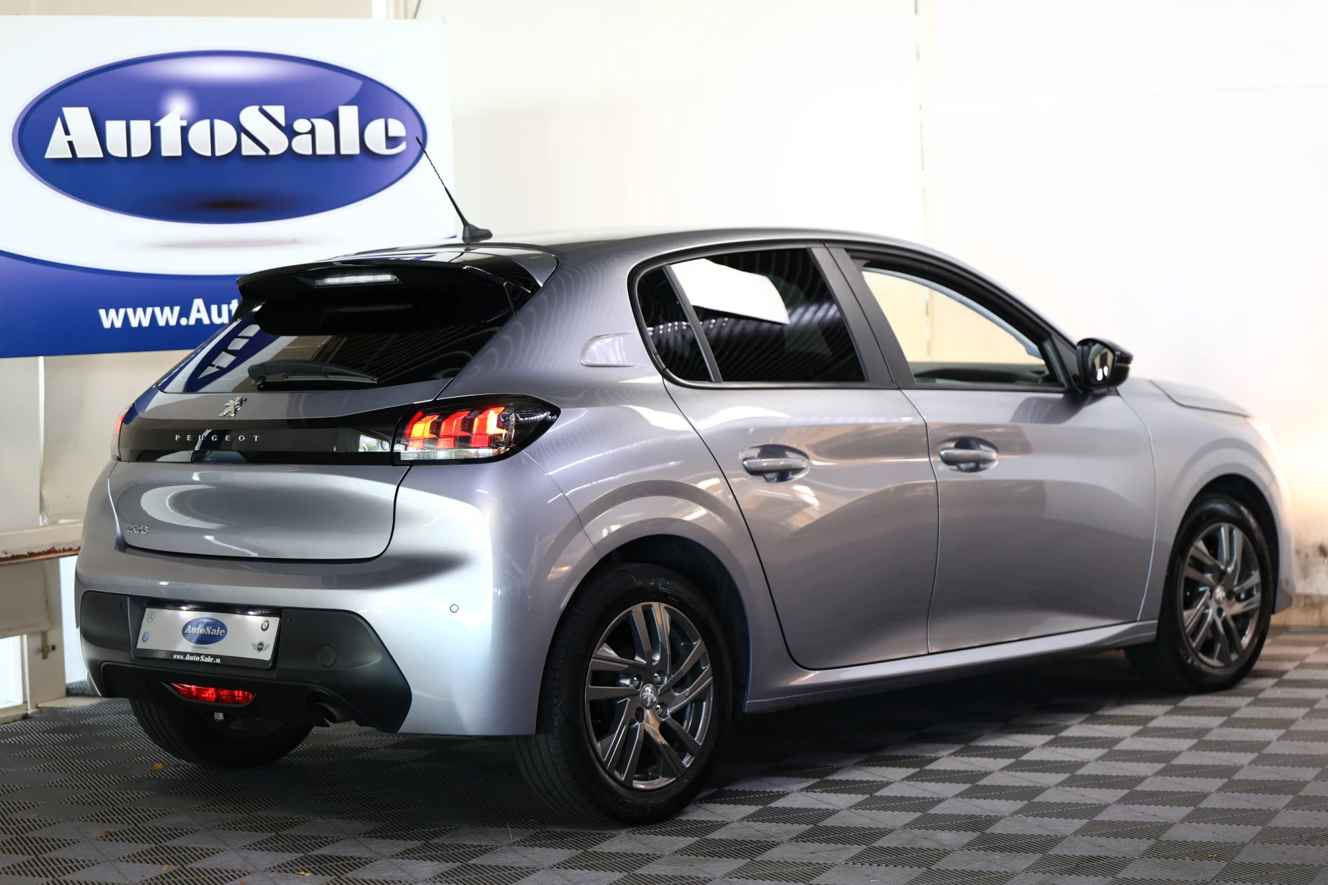 Hoofdafbeelding Peugeot 208