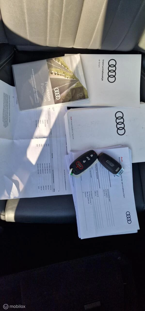 Hoofdafbeelding Audi e-tron