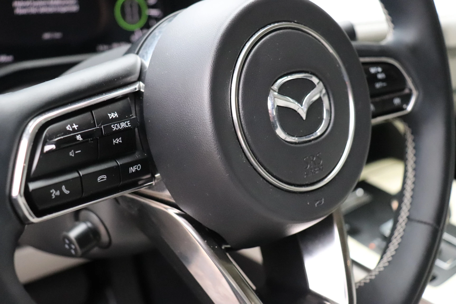 Hoofdafbeelding Mazda CX-60