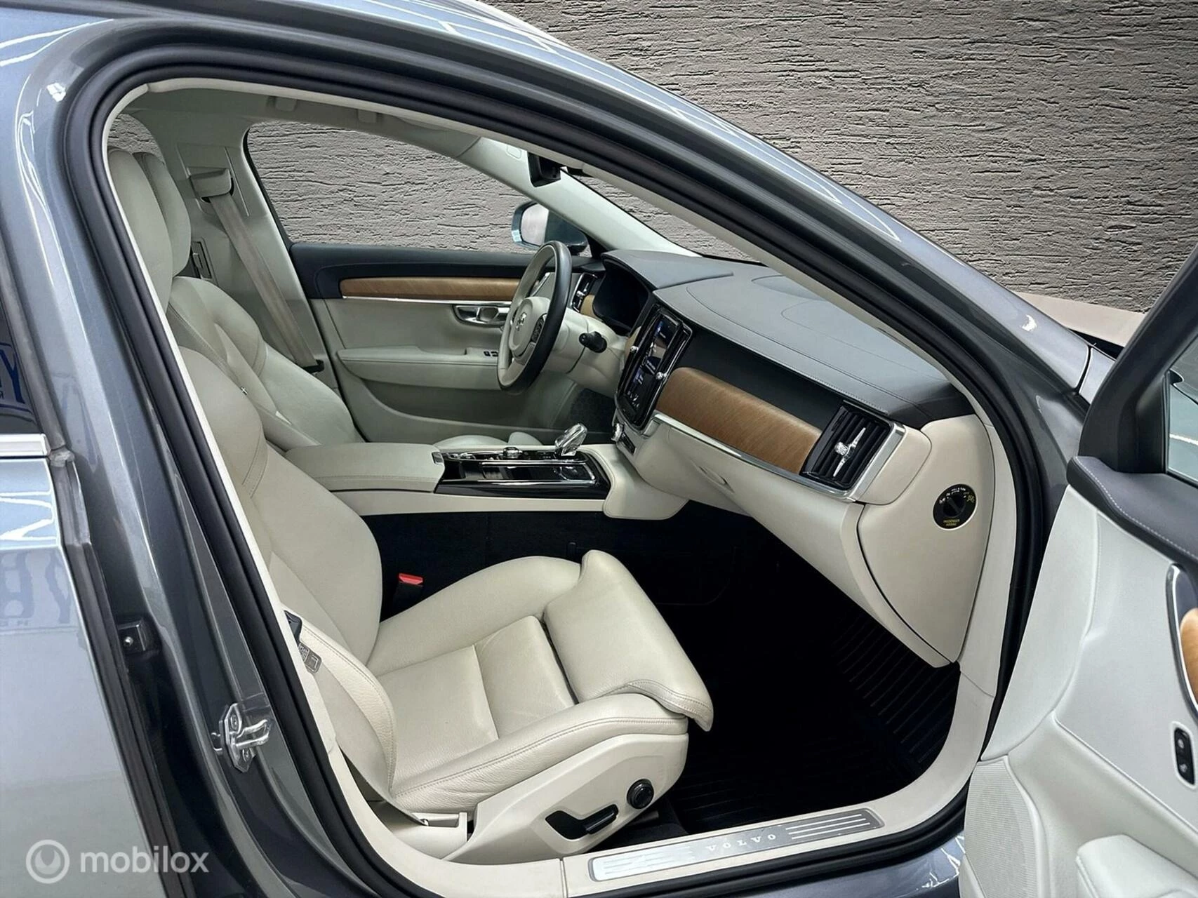 Hoofdafbeelding Volvo V90