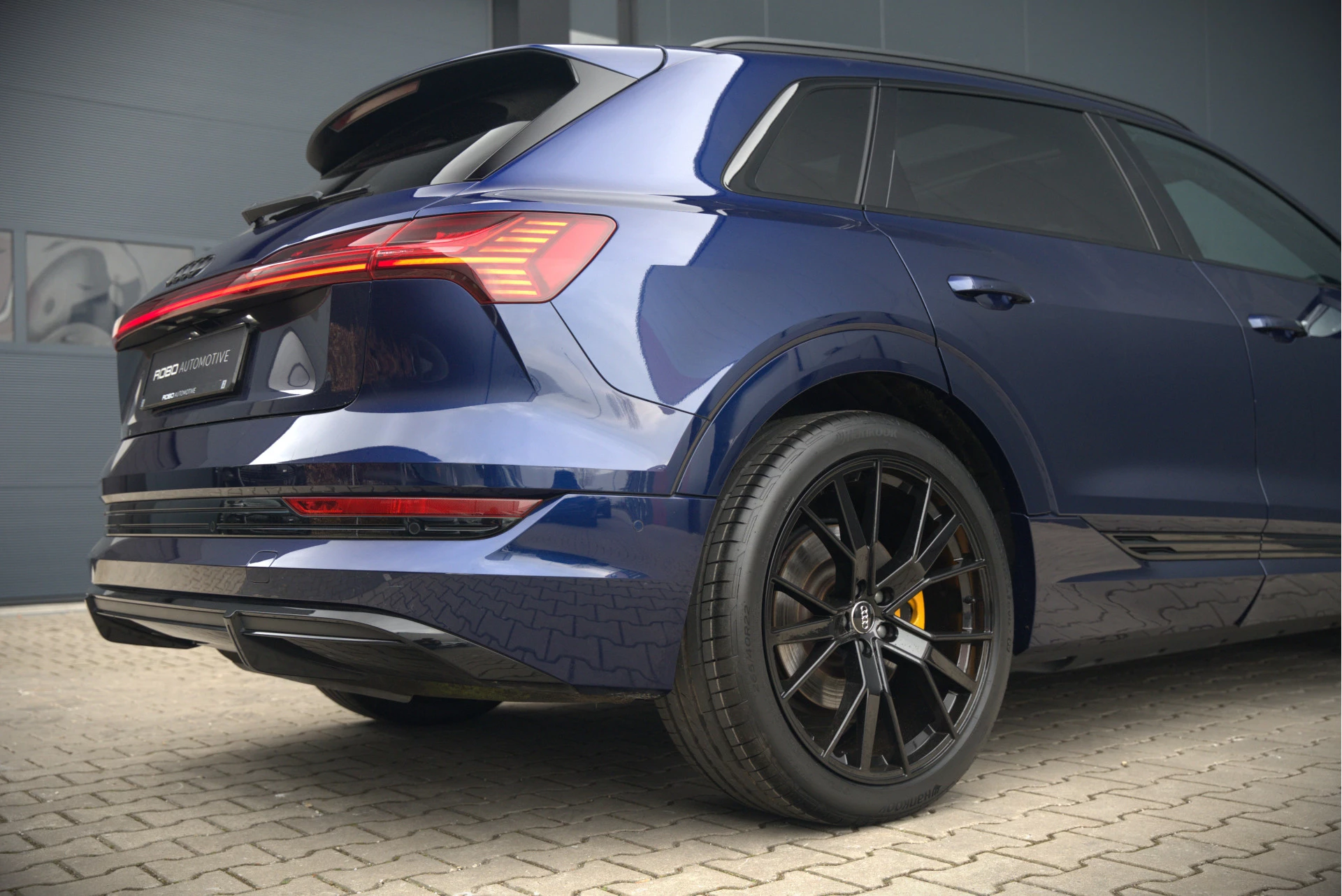 Hoofdafbeelding Audi e-tron