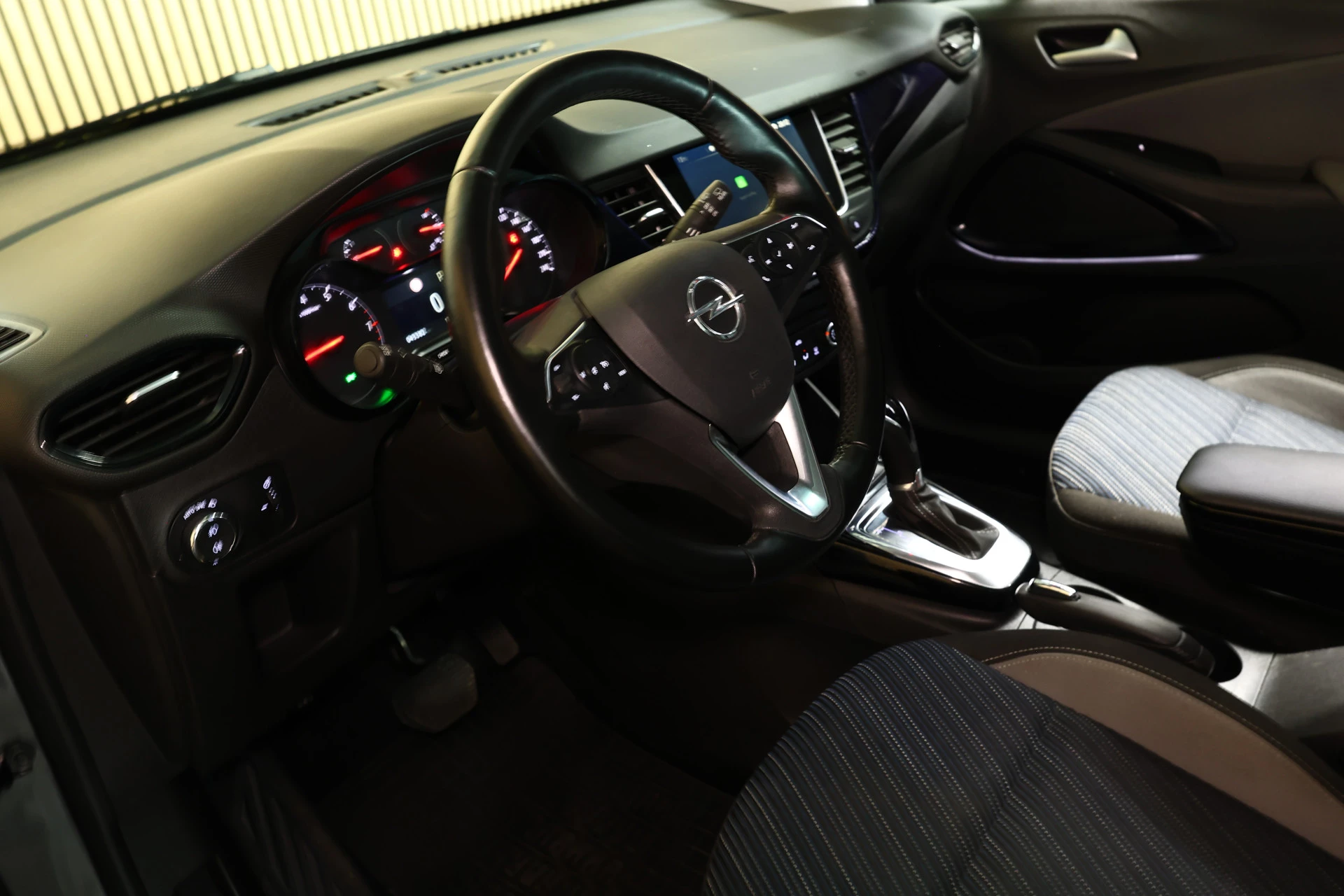 Hoofdafbeelding Opel Crossland X