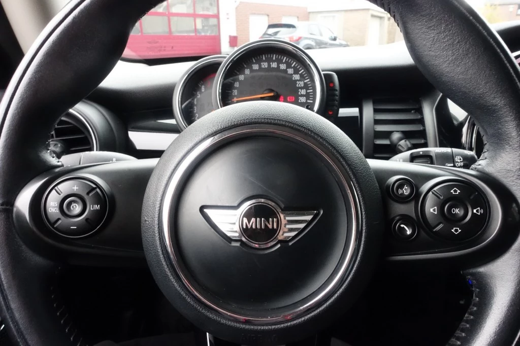 Hoofdafbeelding MINI One