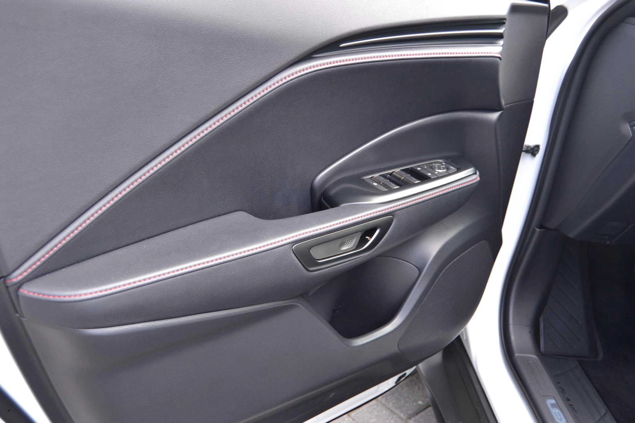 Hoofdafbeelding Lexus LBX