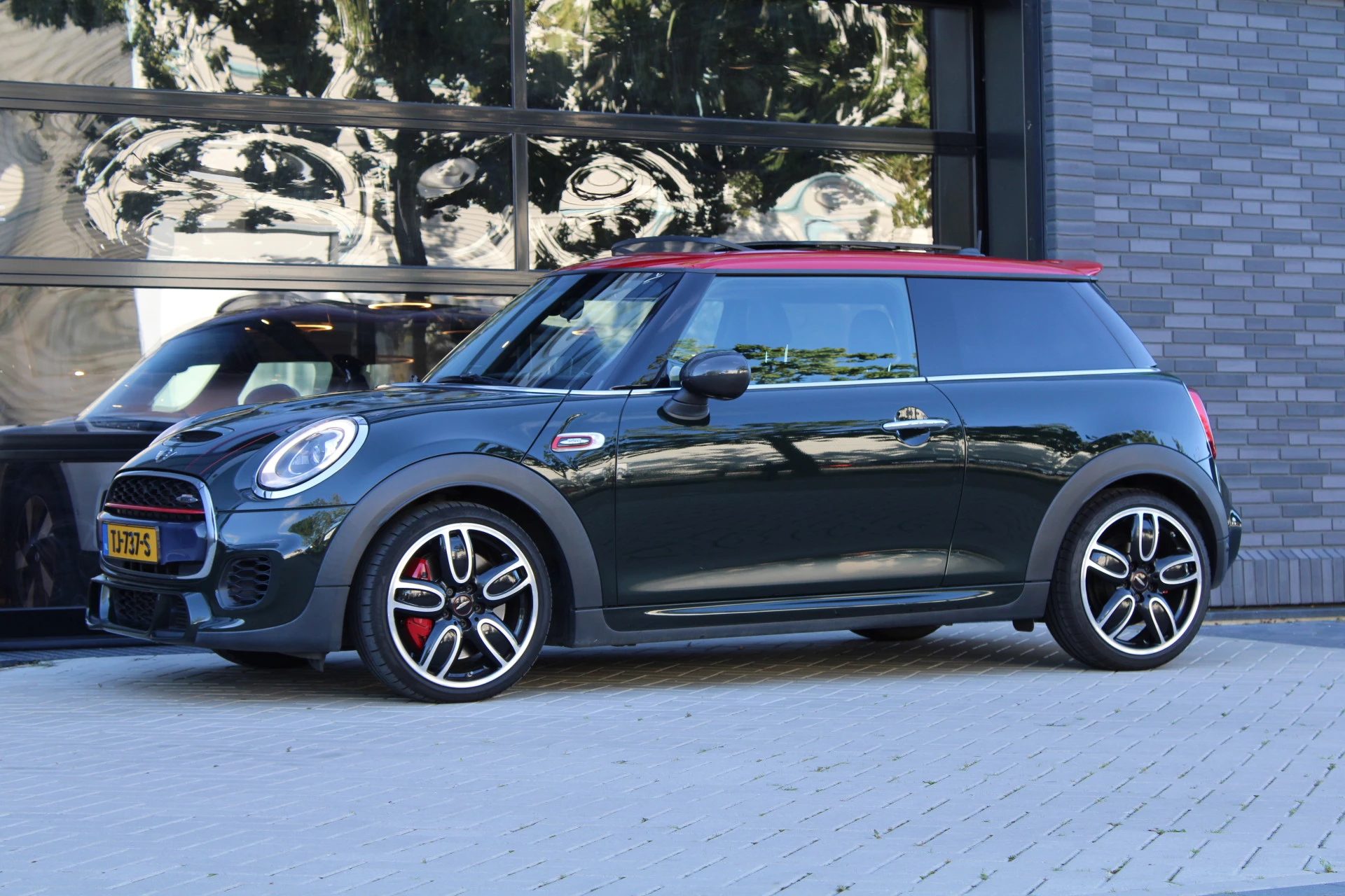 Hoofdafbeelding MINI Cooper