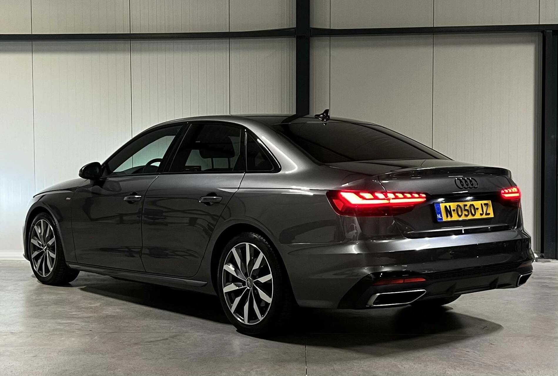 Hoofdafbeelding Audi A4