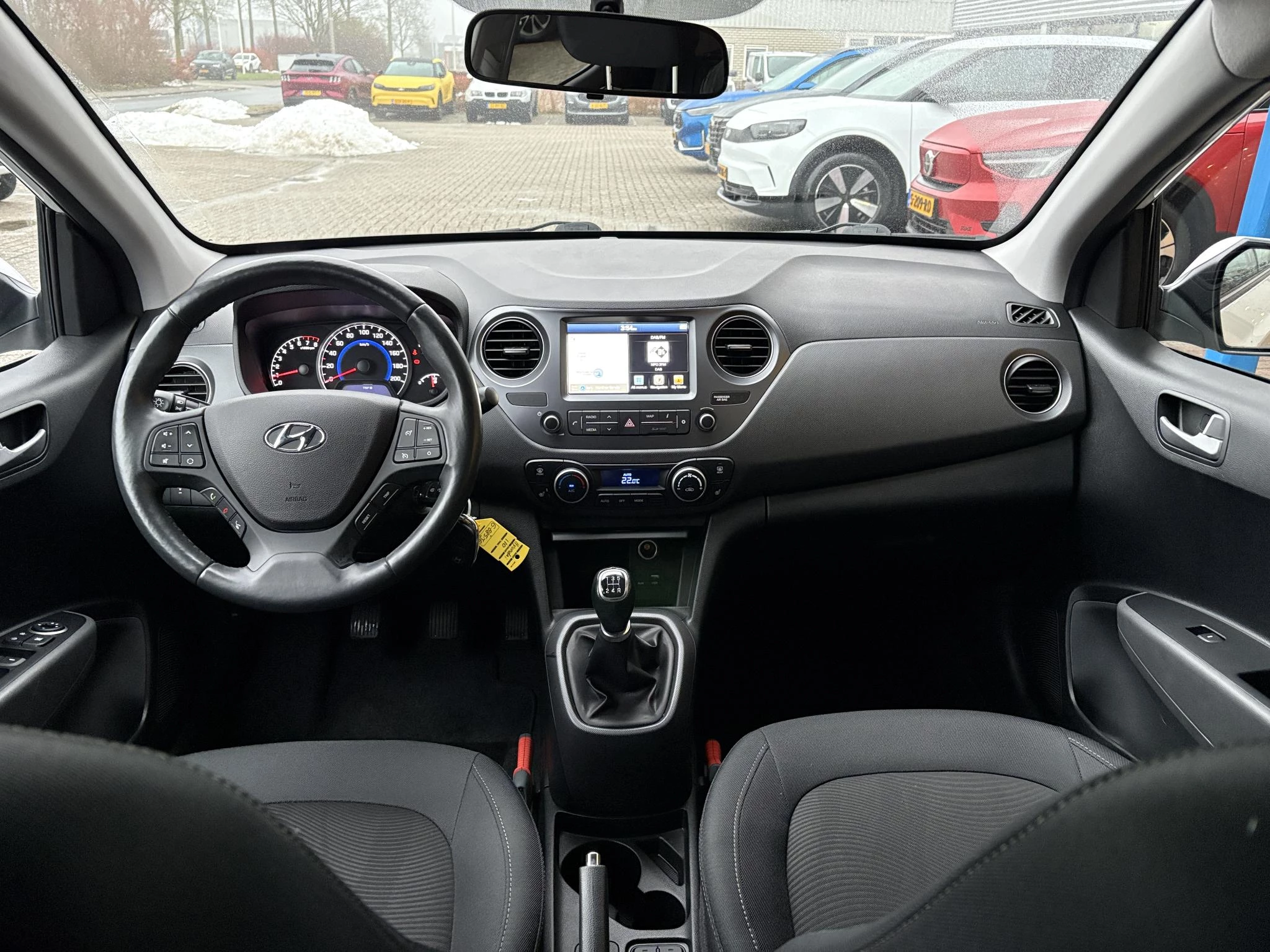 Hoofdafbeelding Hyundai i10