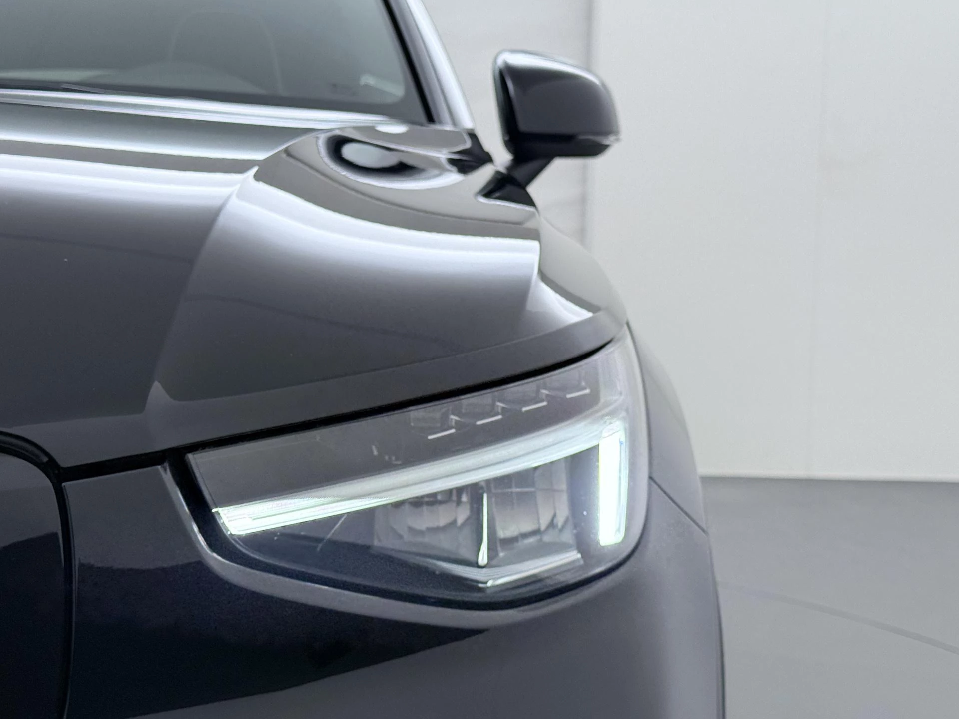 Hoofdafbeelding Volvo C40