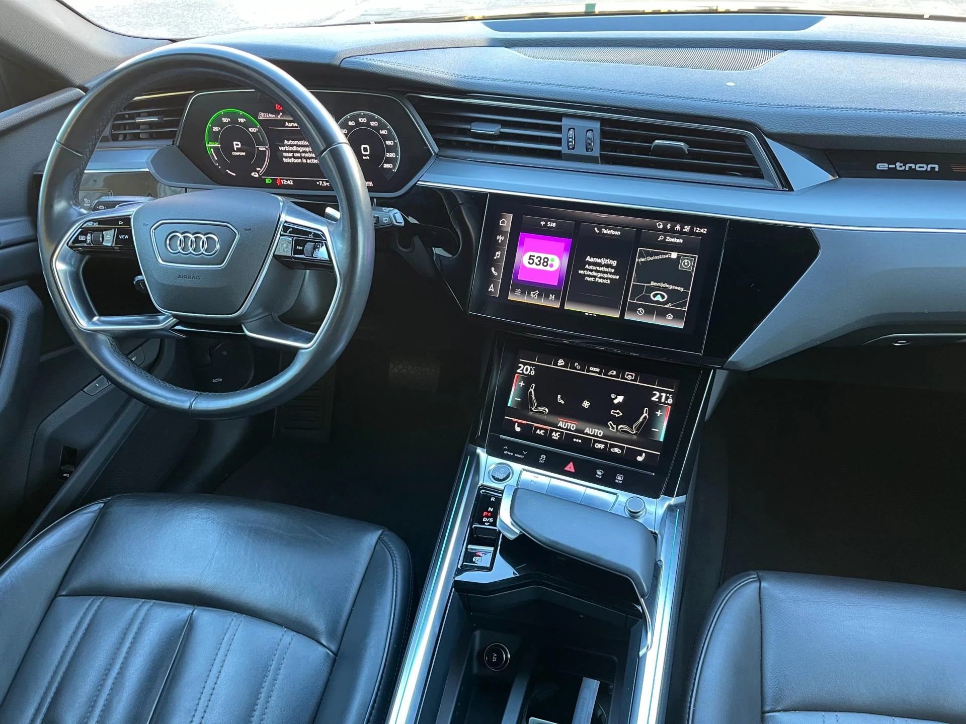 Hoofdafbeelding Audi e-tron