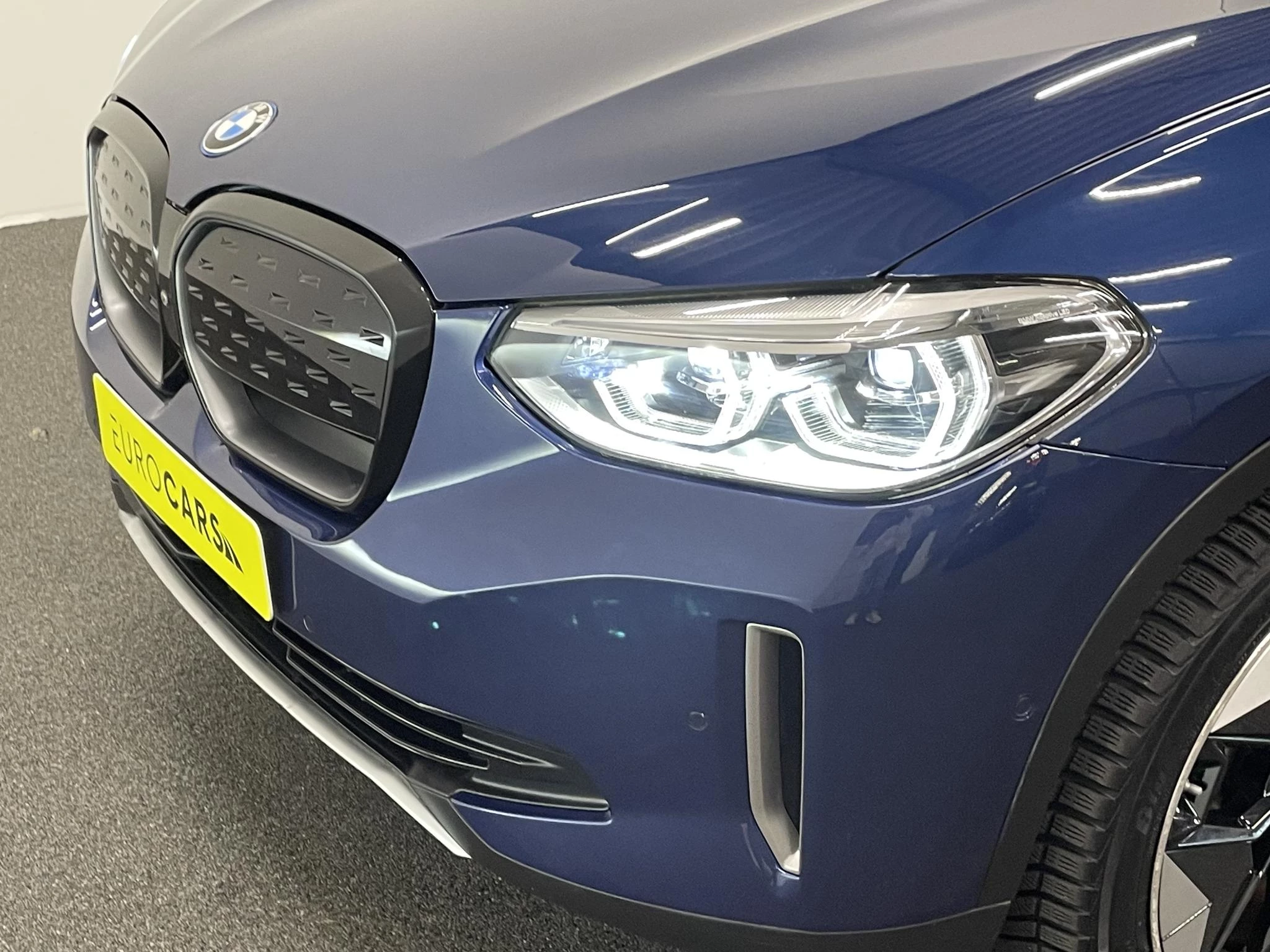 Hoofdafbeelding BMW iX3