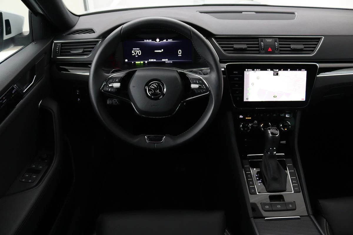 Hoofdafbeelding Škoda Superb