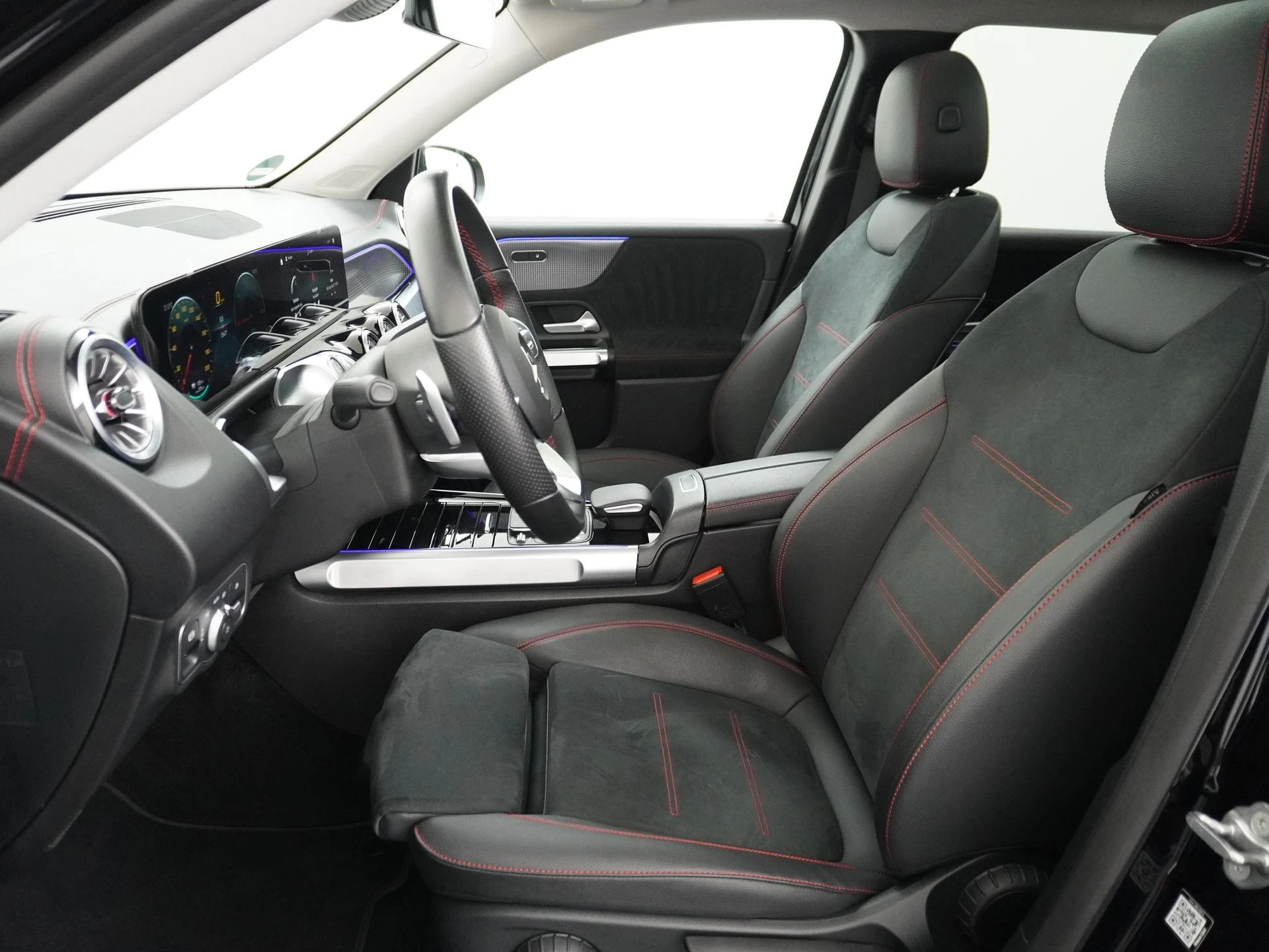 Hoofdafbeelding Mercedes-Benz EQB
