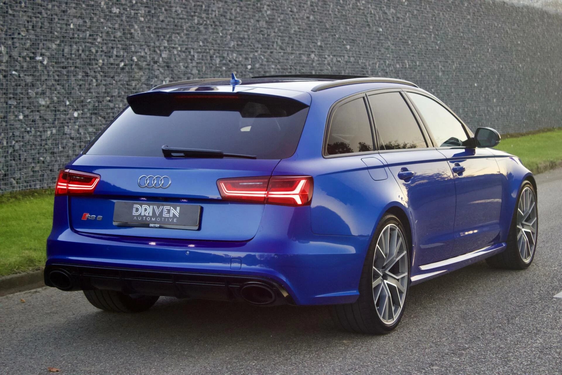 Hoofdafbeelding Audi RS6