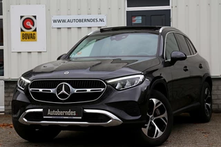 Mercedes-Benz GLC 300e 4MATIC Plug in hybride PHEV*Perfect MB Onderh.*1ste Eig.*BTW*Luchtvering/Pano/Elek. Trekhaak/ACC/Stoelverw./Stuurverw./Dodehoek/LED/Camera/Apple Carplay-Android/Parkeersens.V+A/18 inch LM*