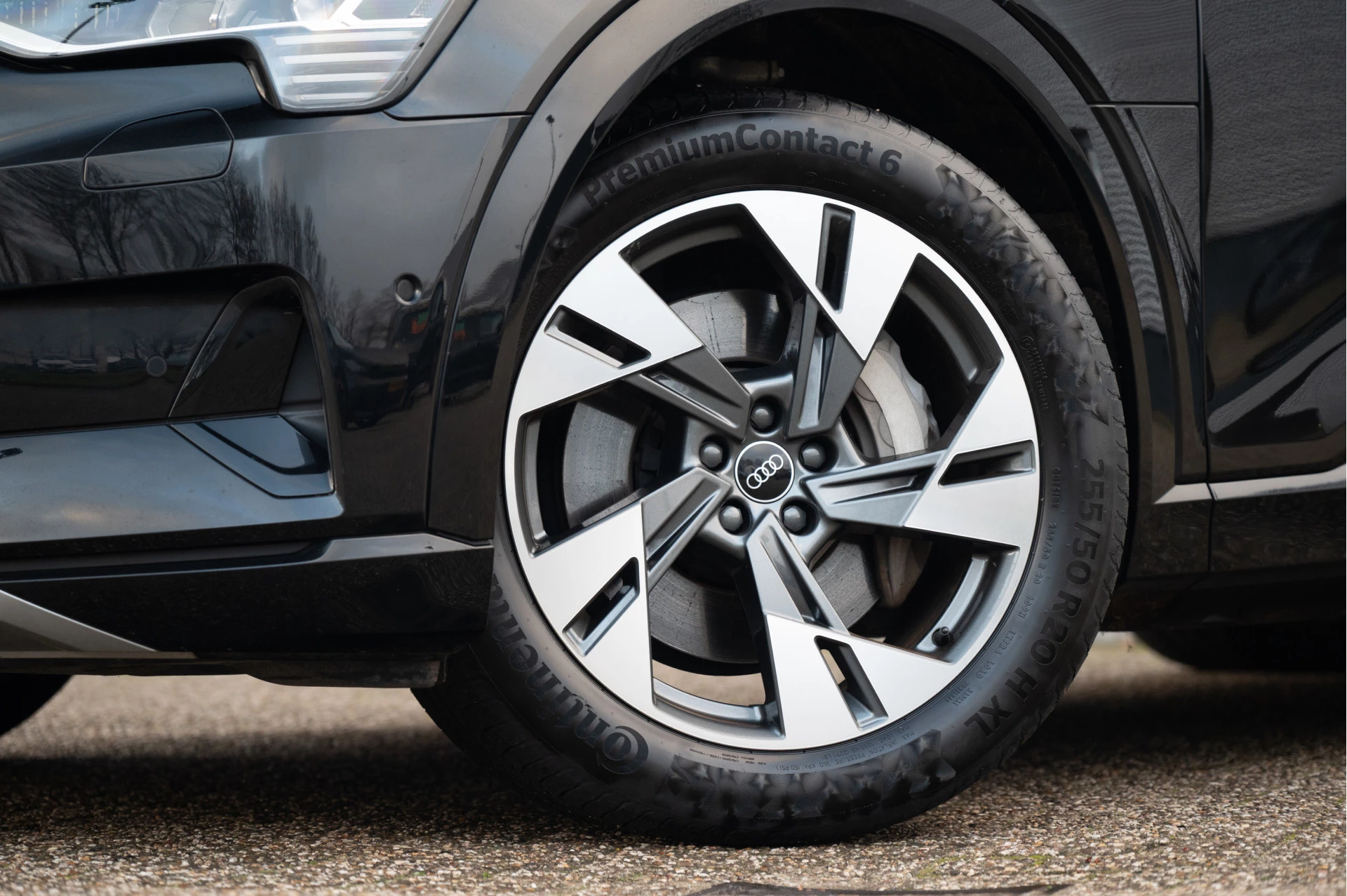 Hoofdafbeelding Audi e-tron