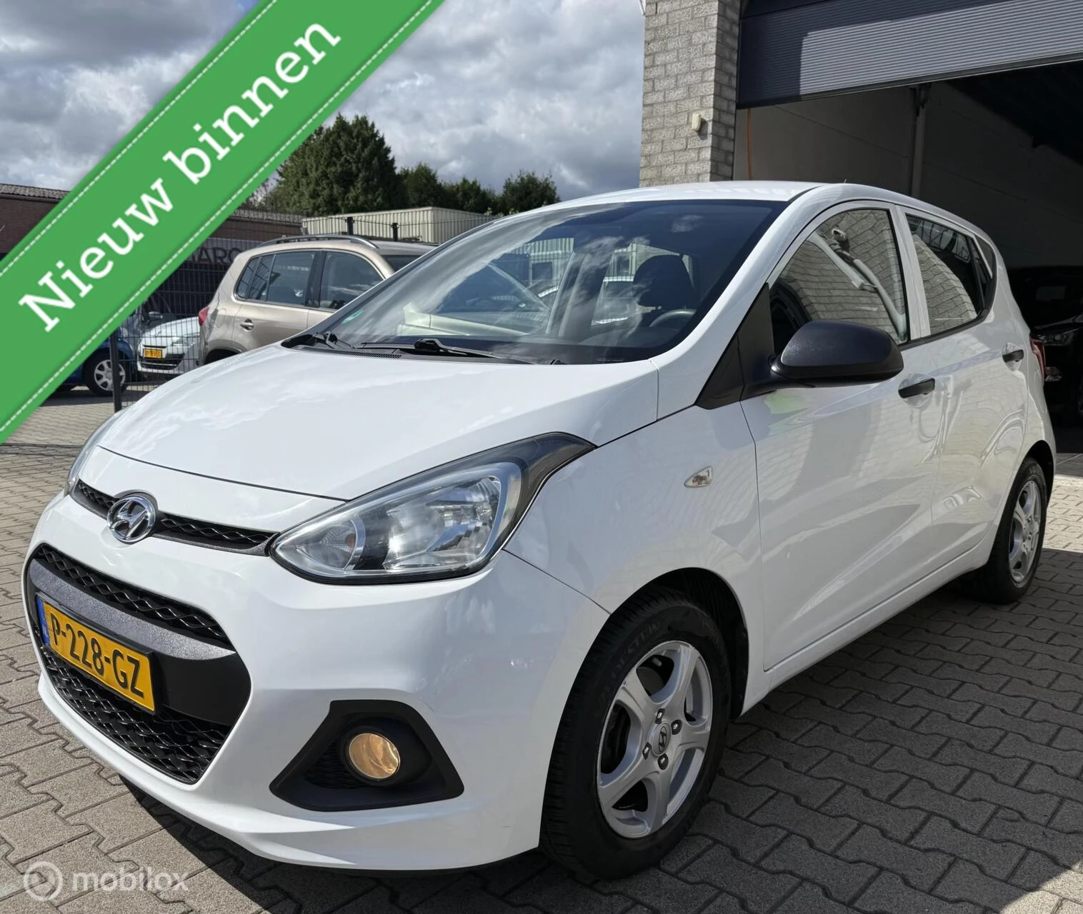 Hoofdafbeelding Hyundai i10