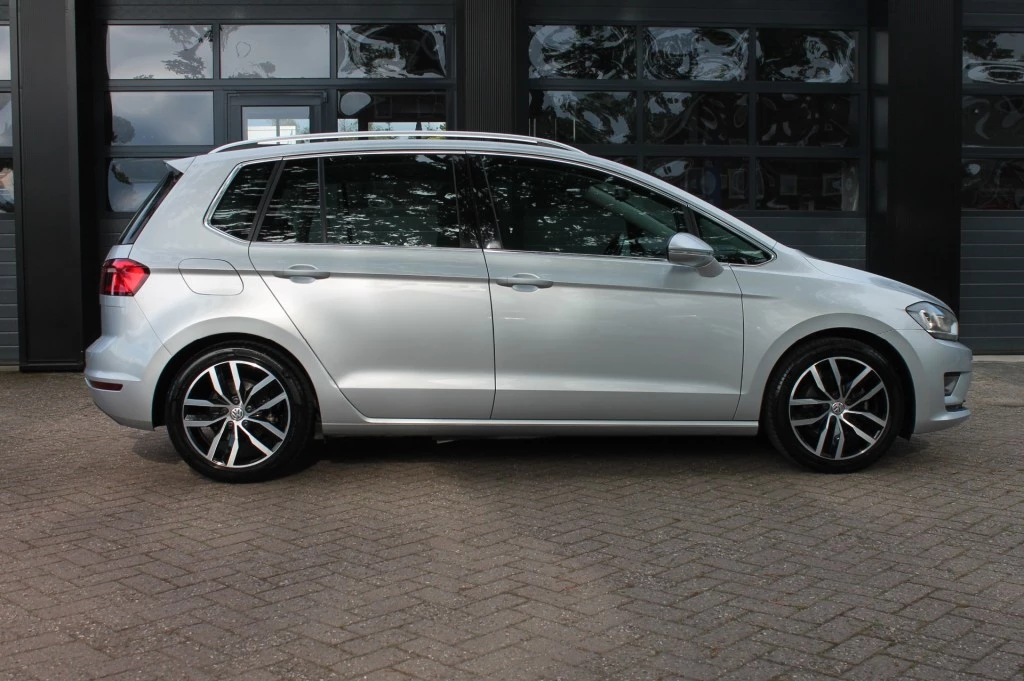 Hoofdafbeelding Volkswagen Golf Sportsvan