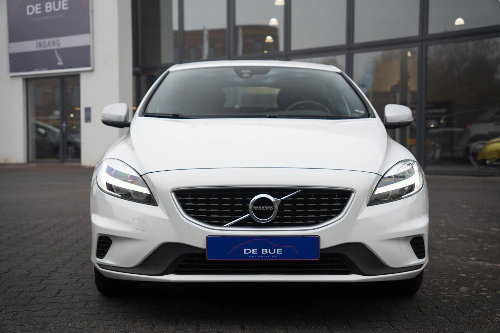 Hoofdafbeelding Volvo V40