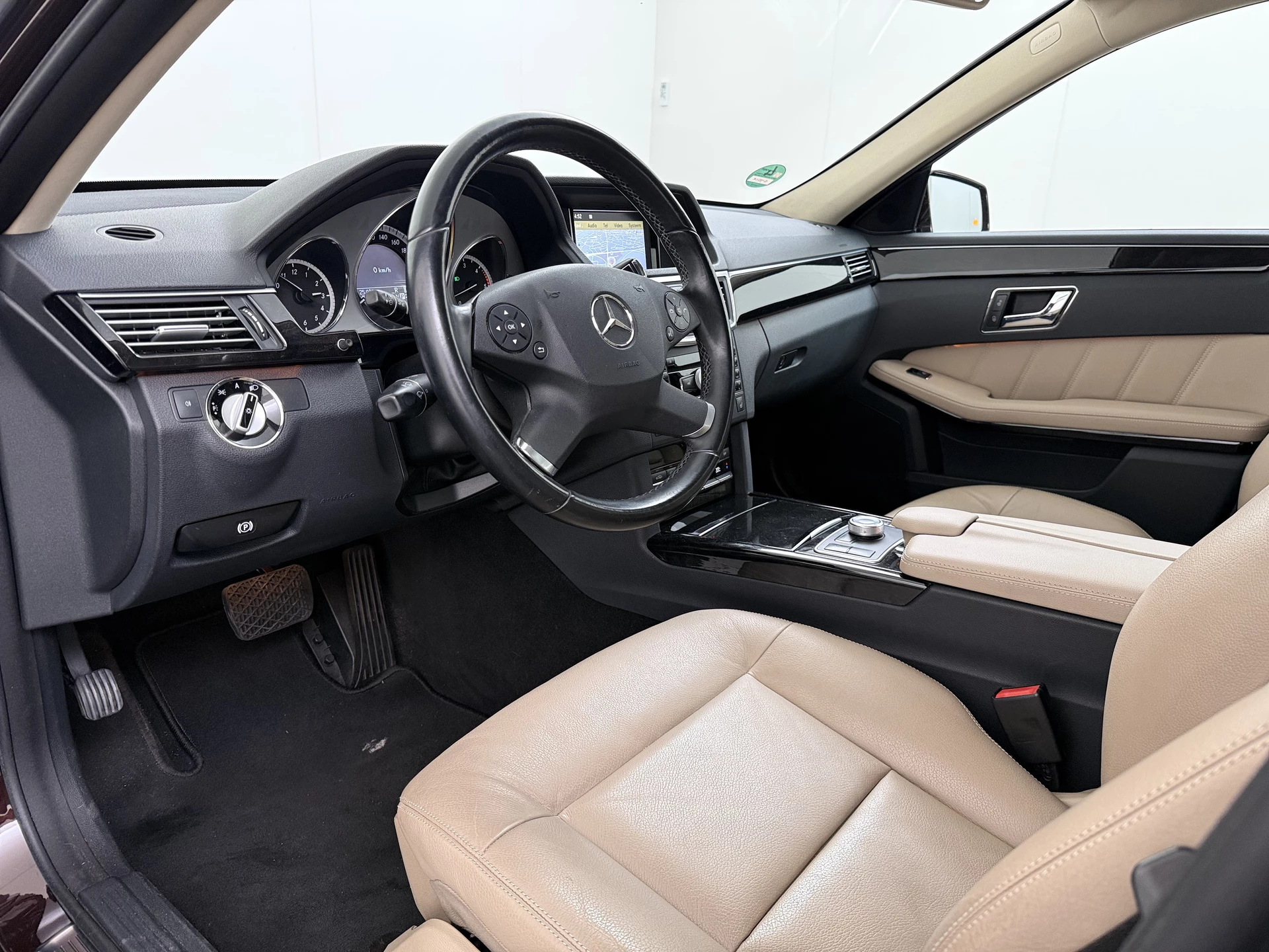 Hoofdafbeelding Mercedes-Benz E-Klasse