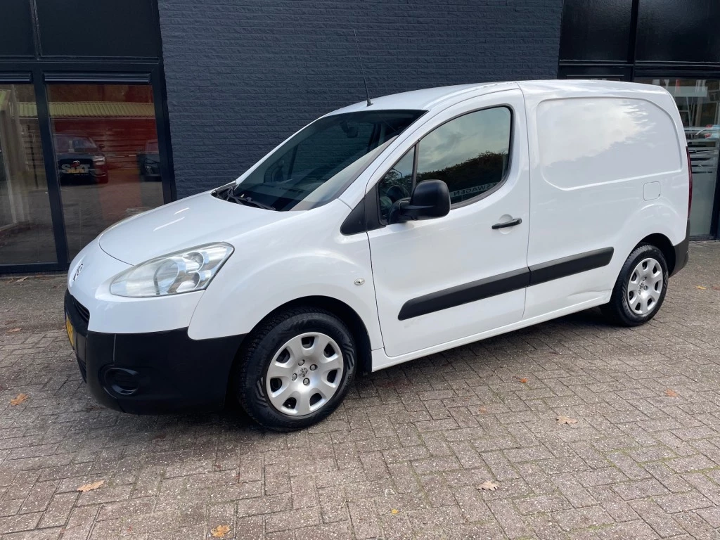 Hoofdafbeelding Peugeot Partner
