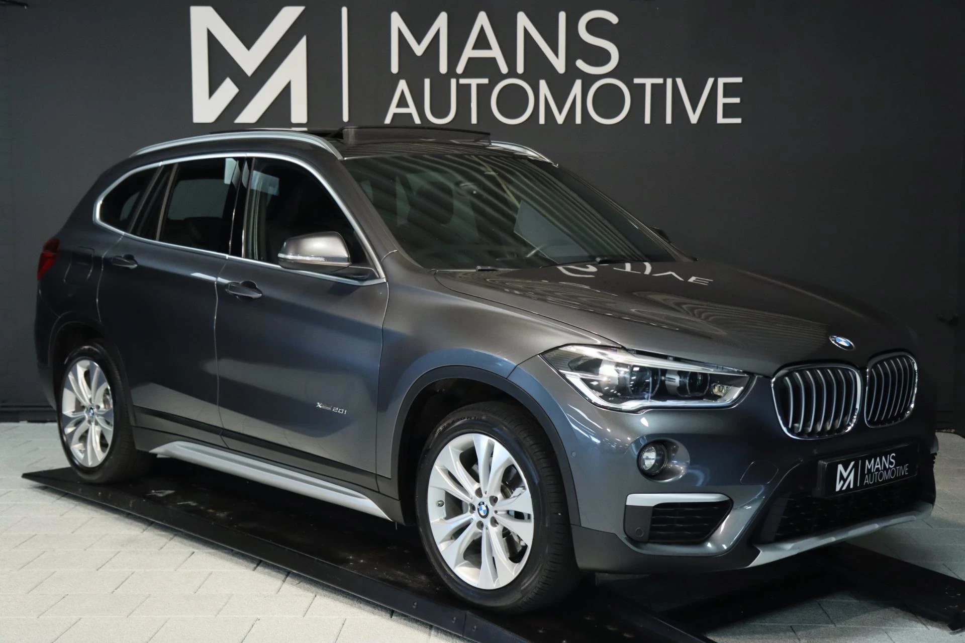 Hoofdafbeelding BMW X1