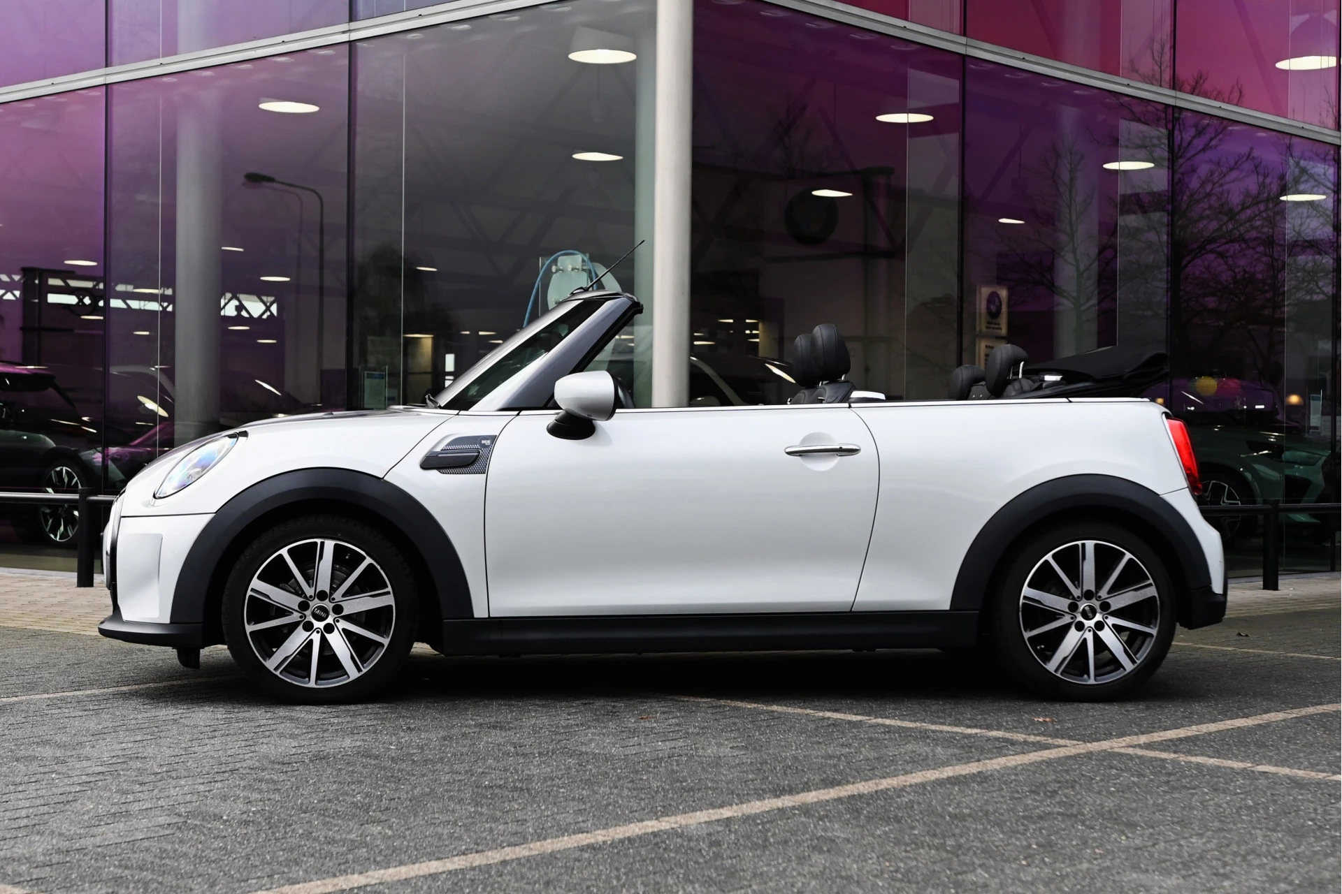 Hoofdafbeelding MINI Cooper Cabrio