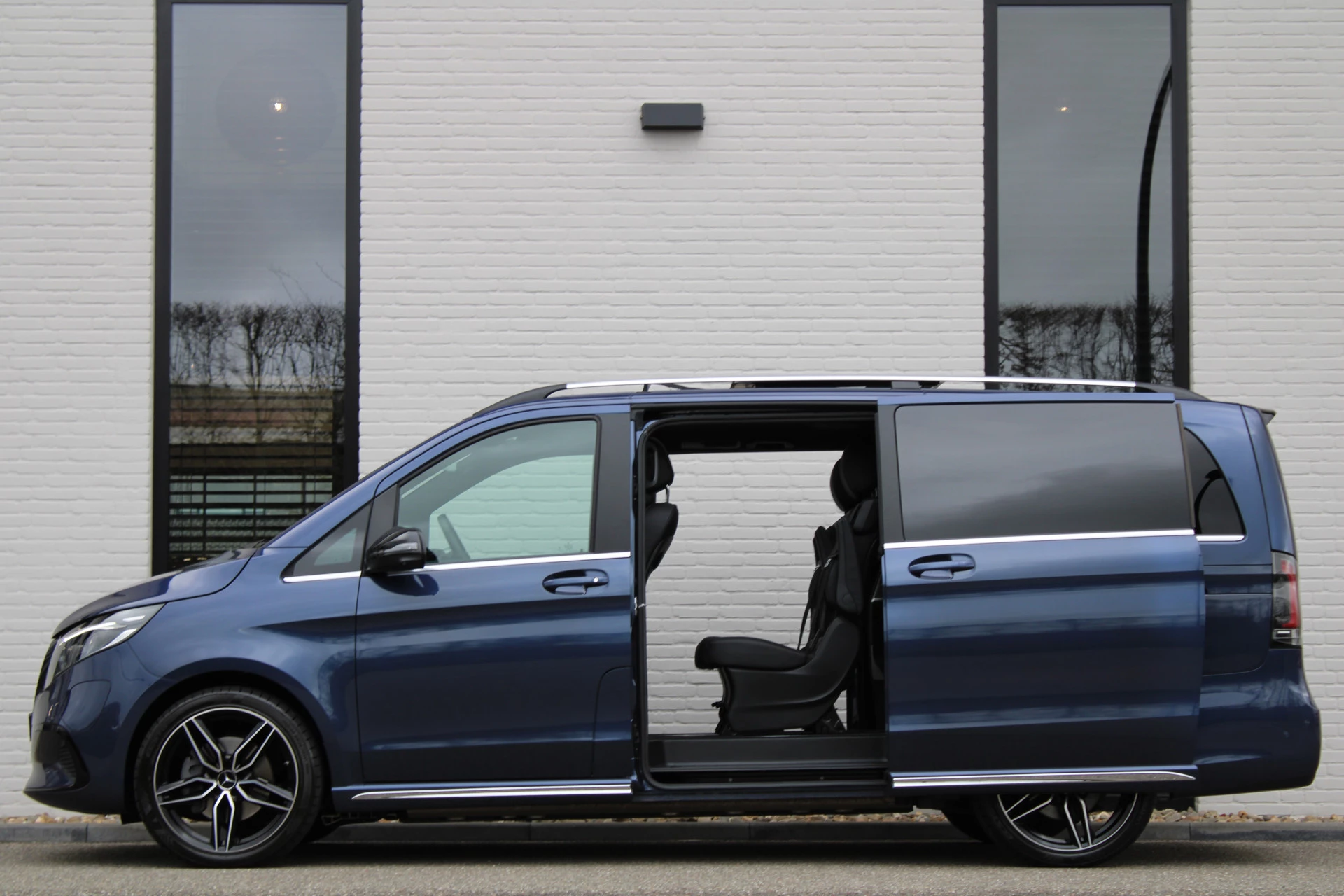 Hoofdafbeelding Mercedes-Benz EQV