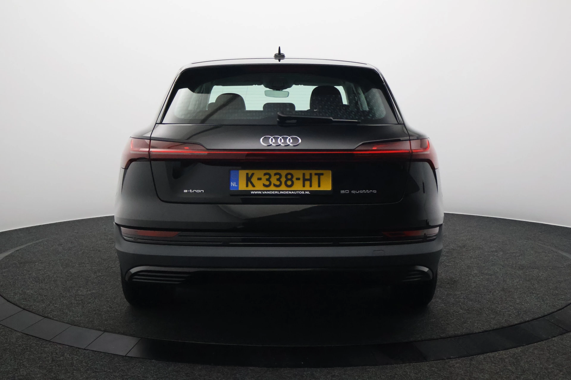 Hoofdafbeelding Audi e-tron