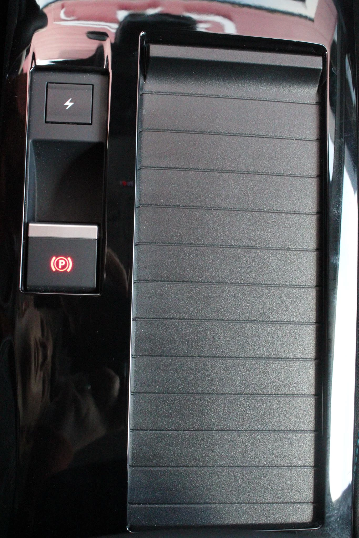 Hoofdafbeelding Citroën ë-C4