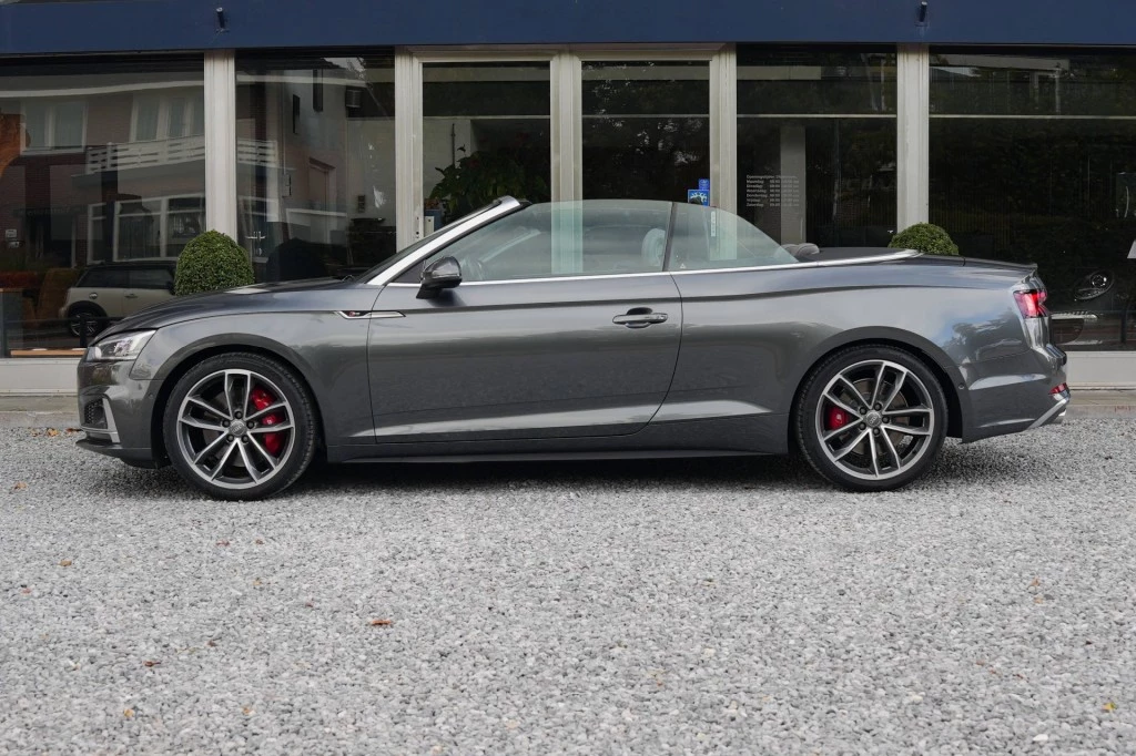 Hoofdafbeelding Audi S5