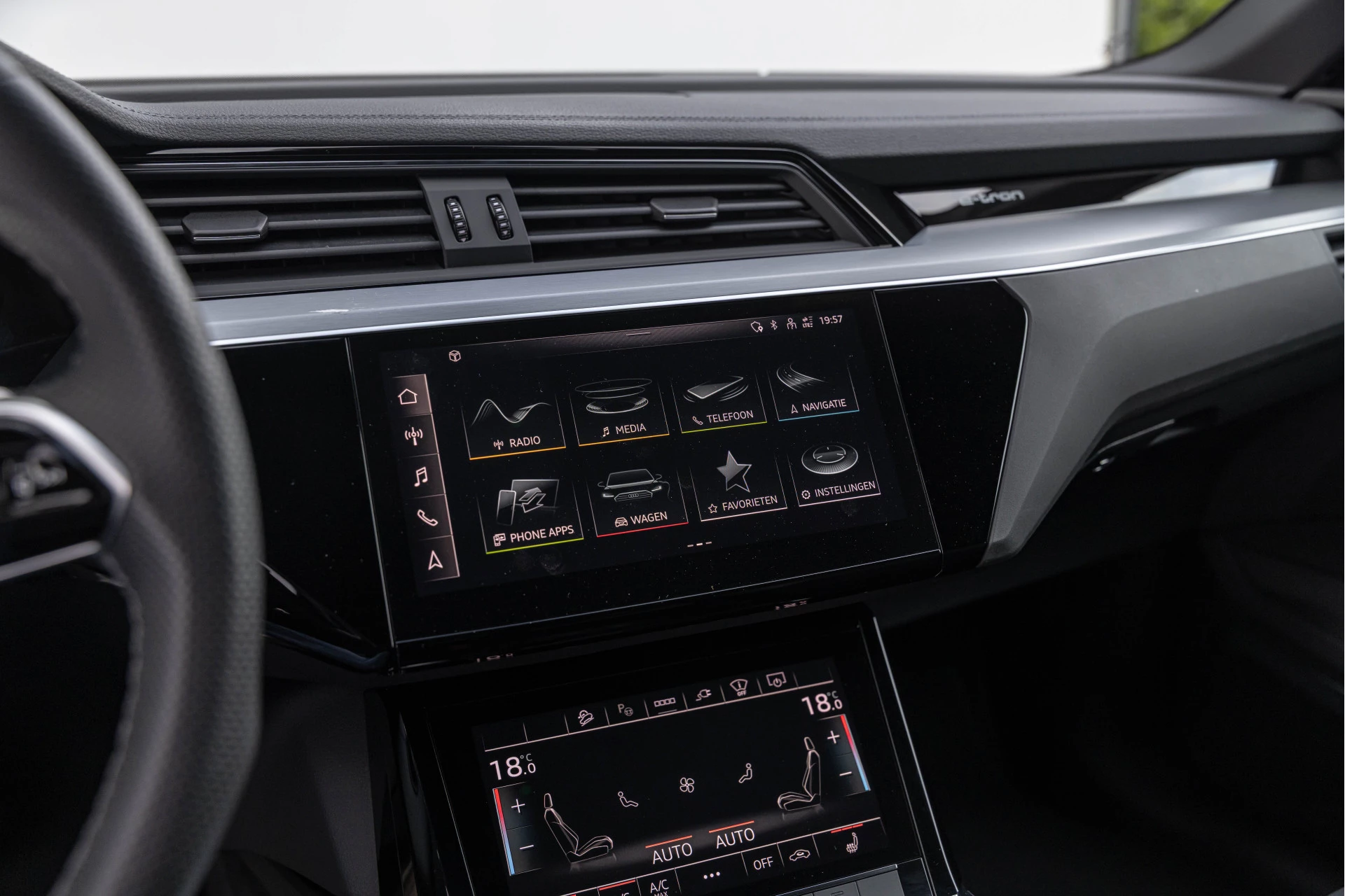 Hoofdafbeelding Audi Q8 e-tron
