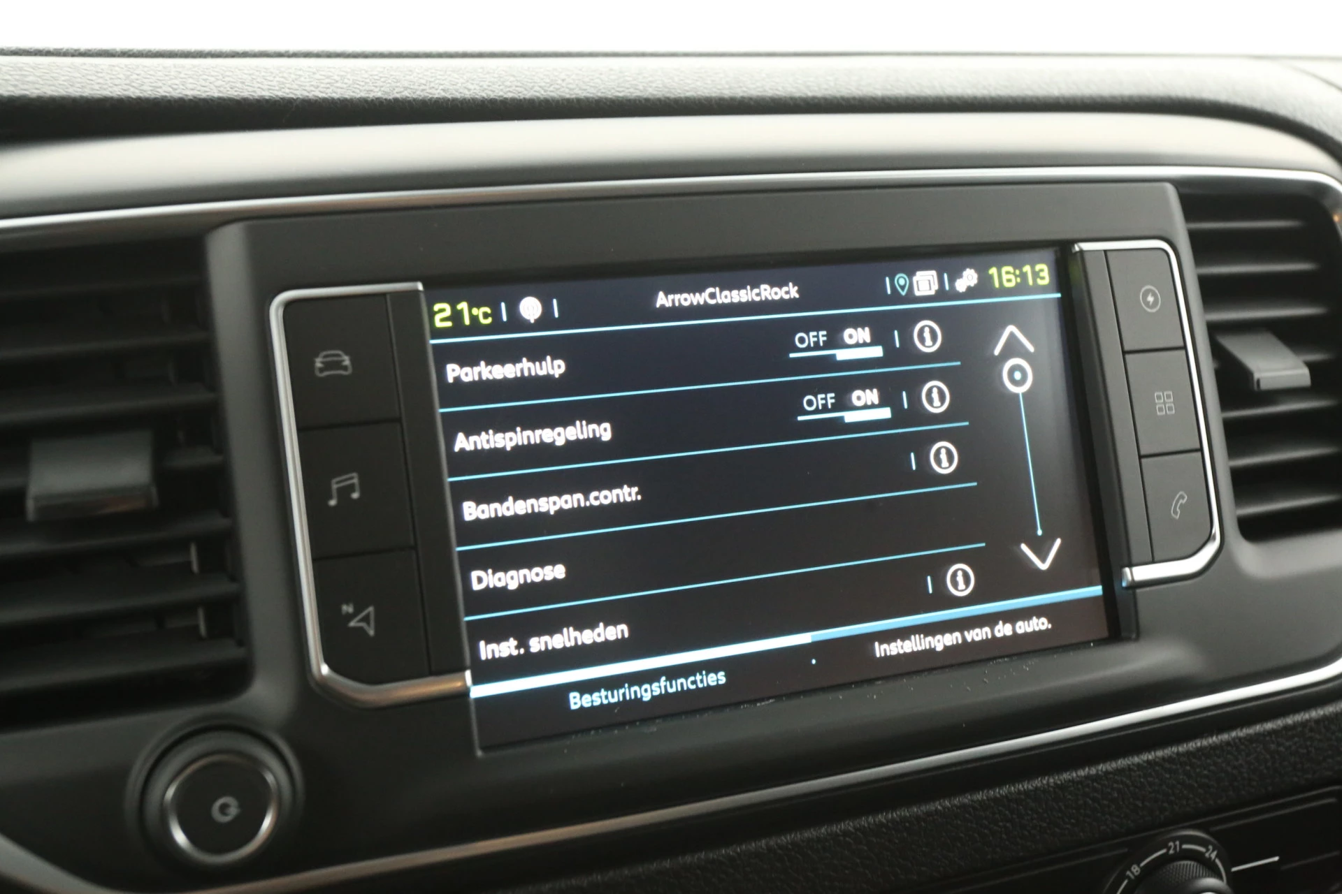 Hoofdafbeelding Peugeot e-Expert