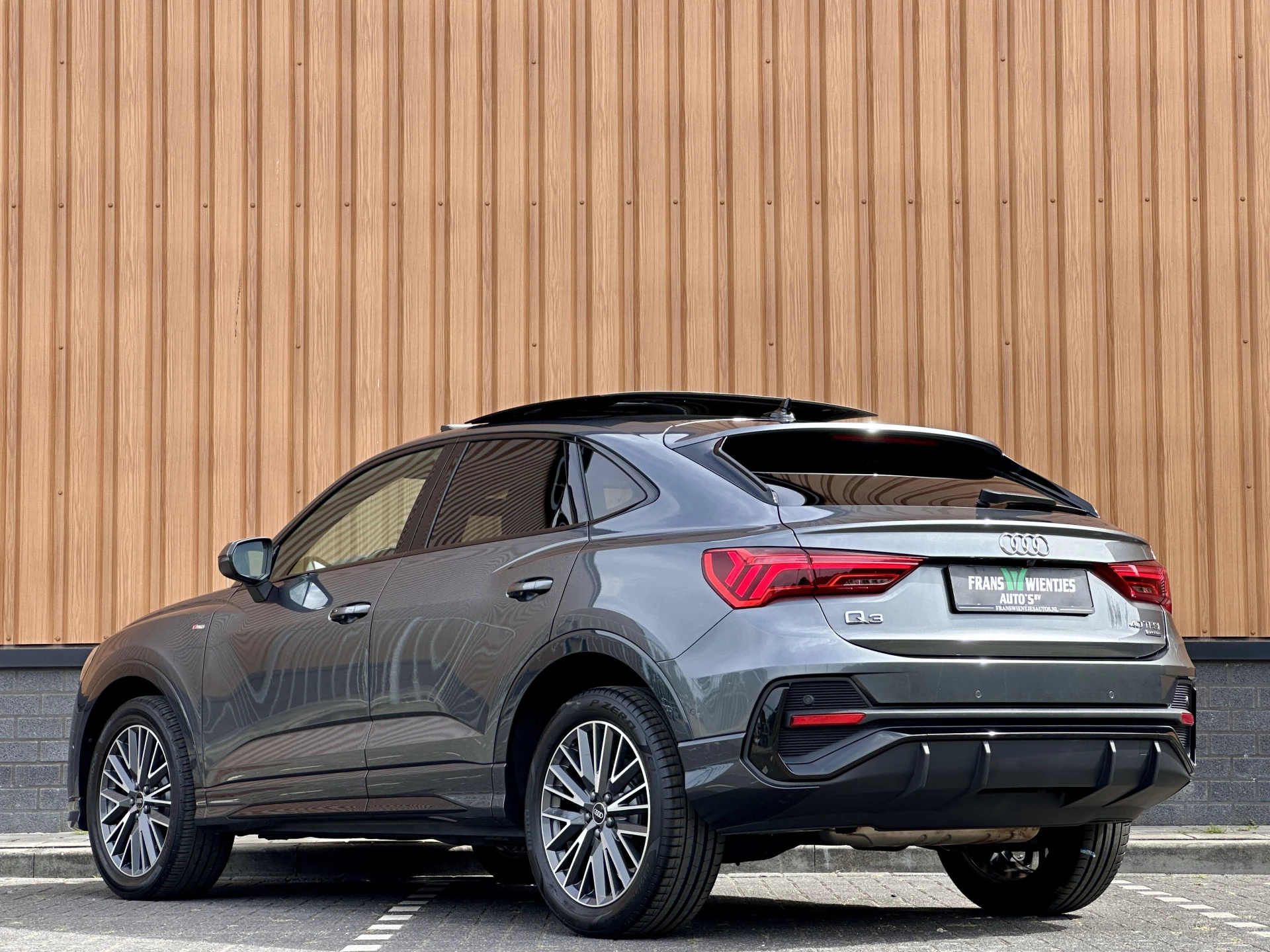 Hoofdafbeelding Audi Q3
